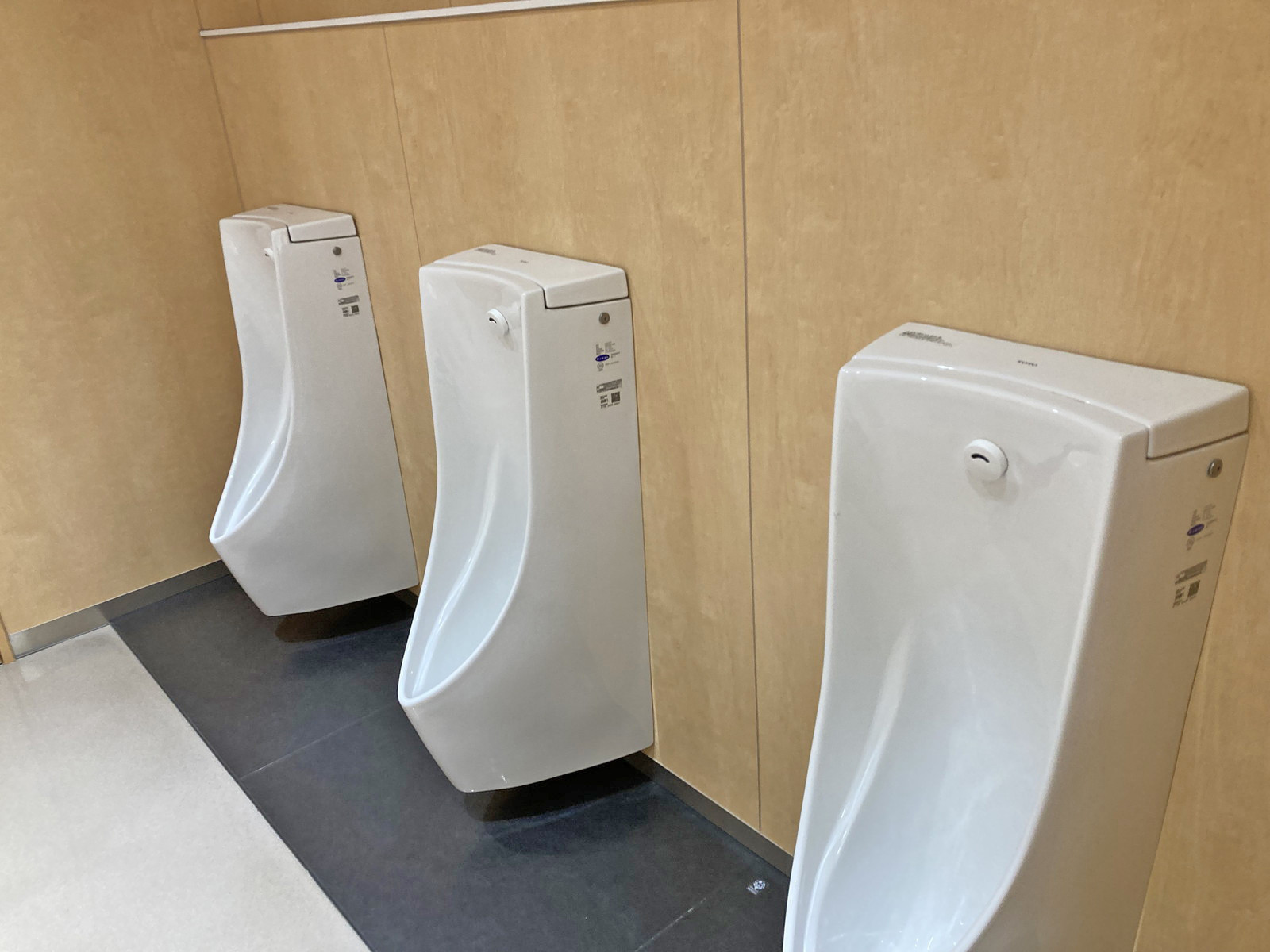 男性用トイレ