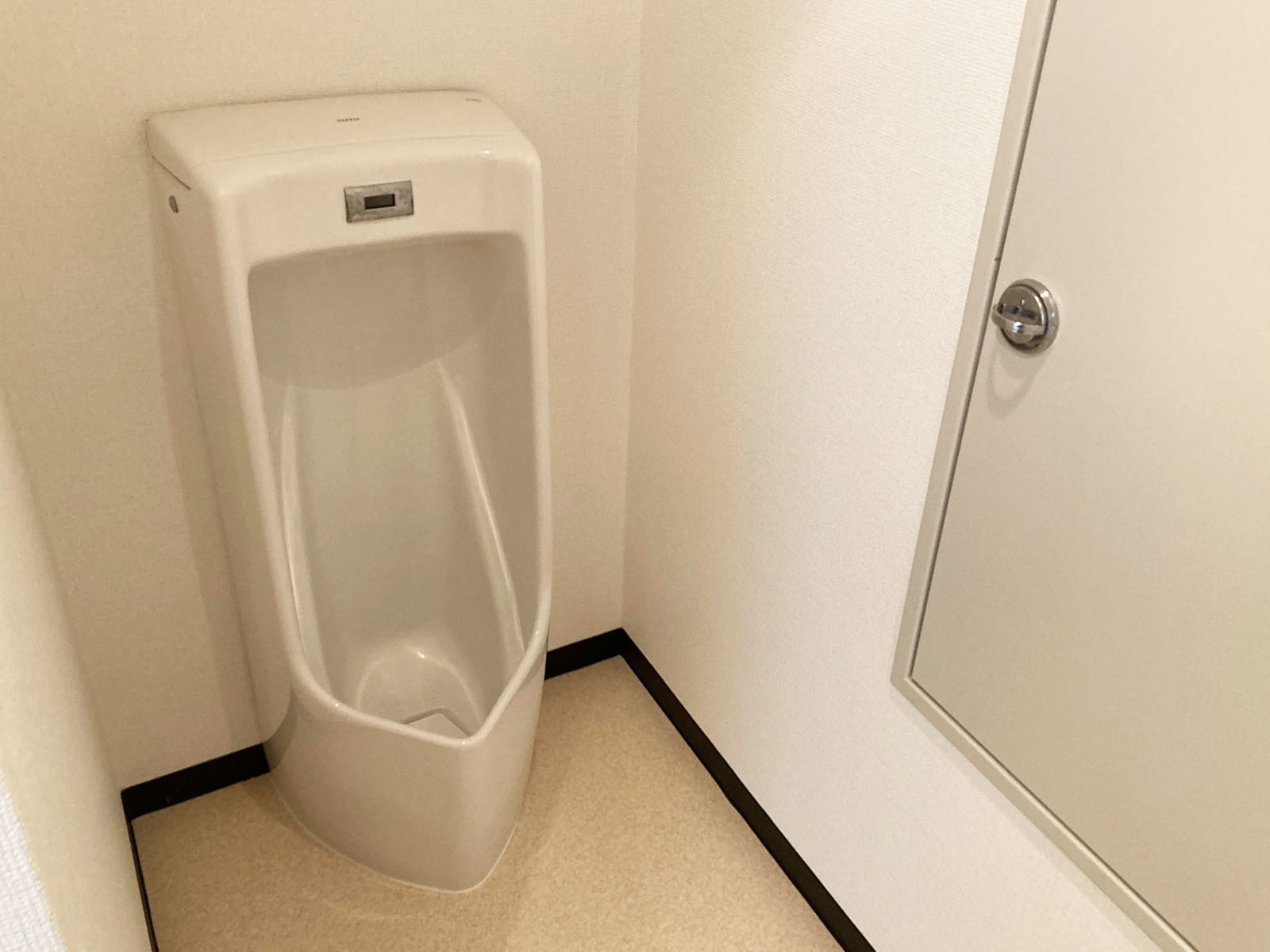 男性用トイレ