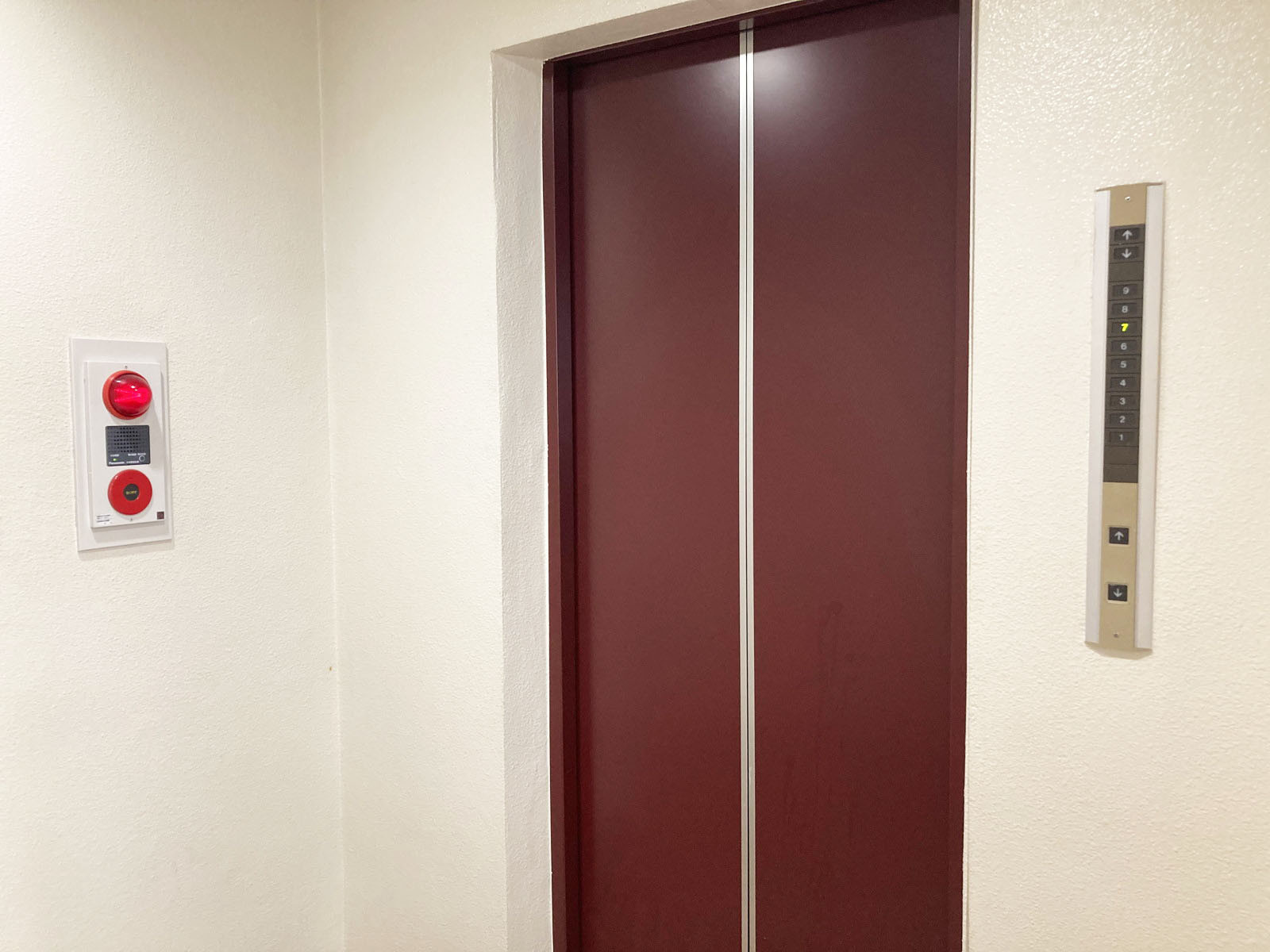 エレベーター