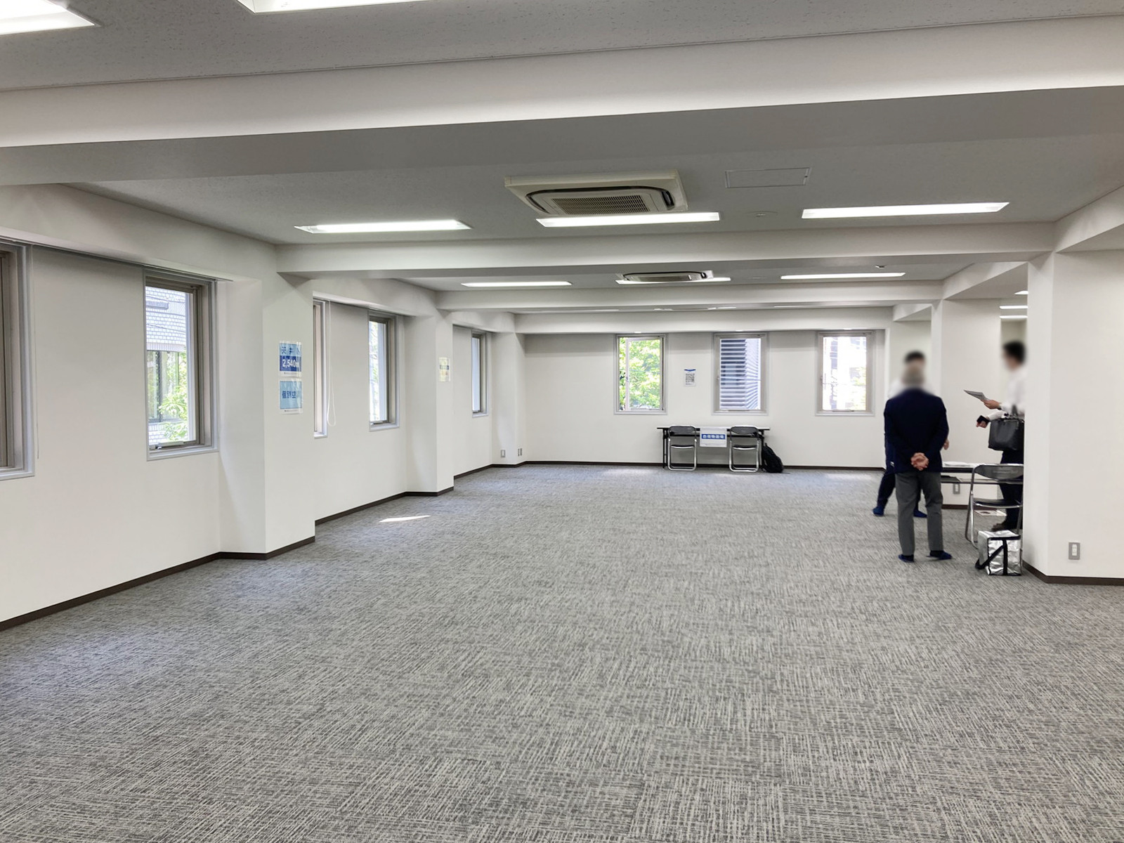 オフィス室内参考画像