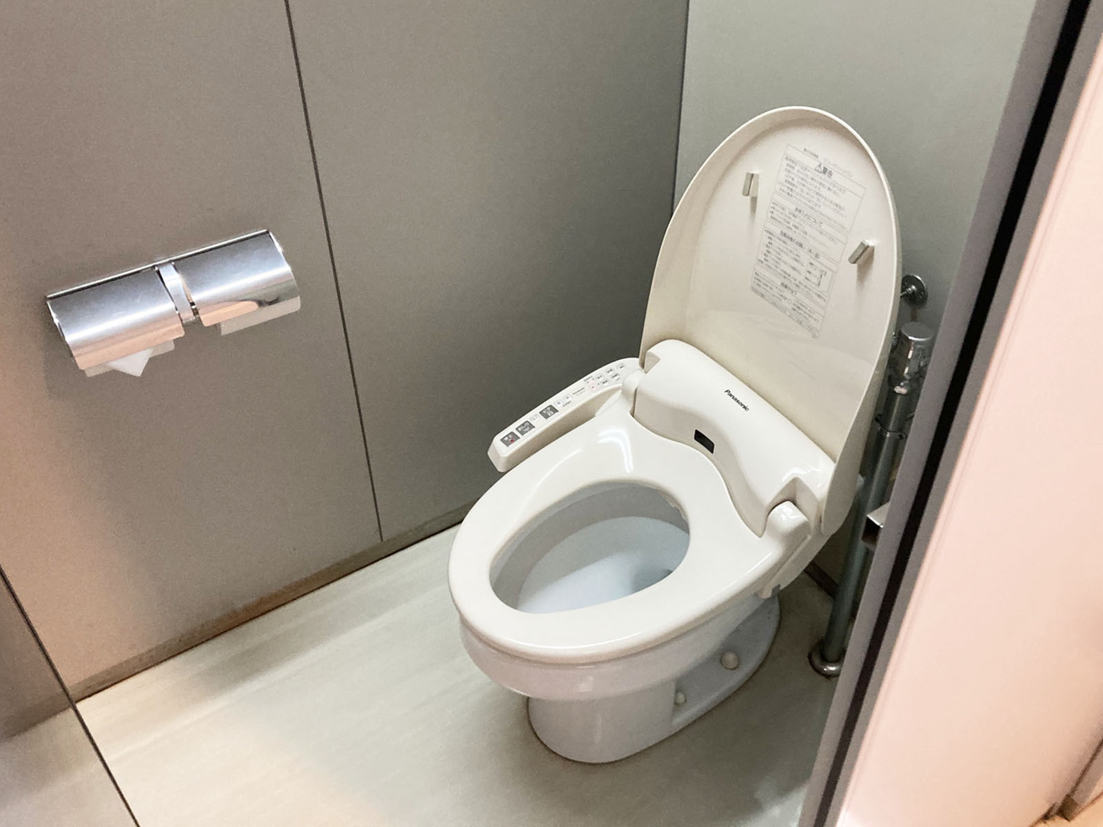 個室トイレ