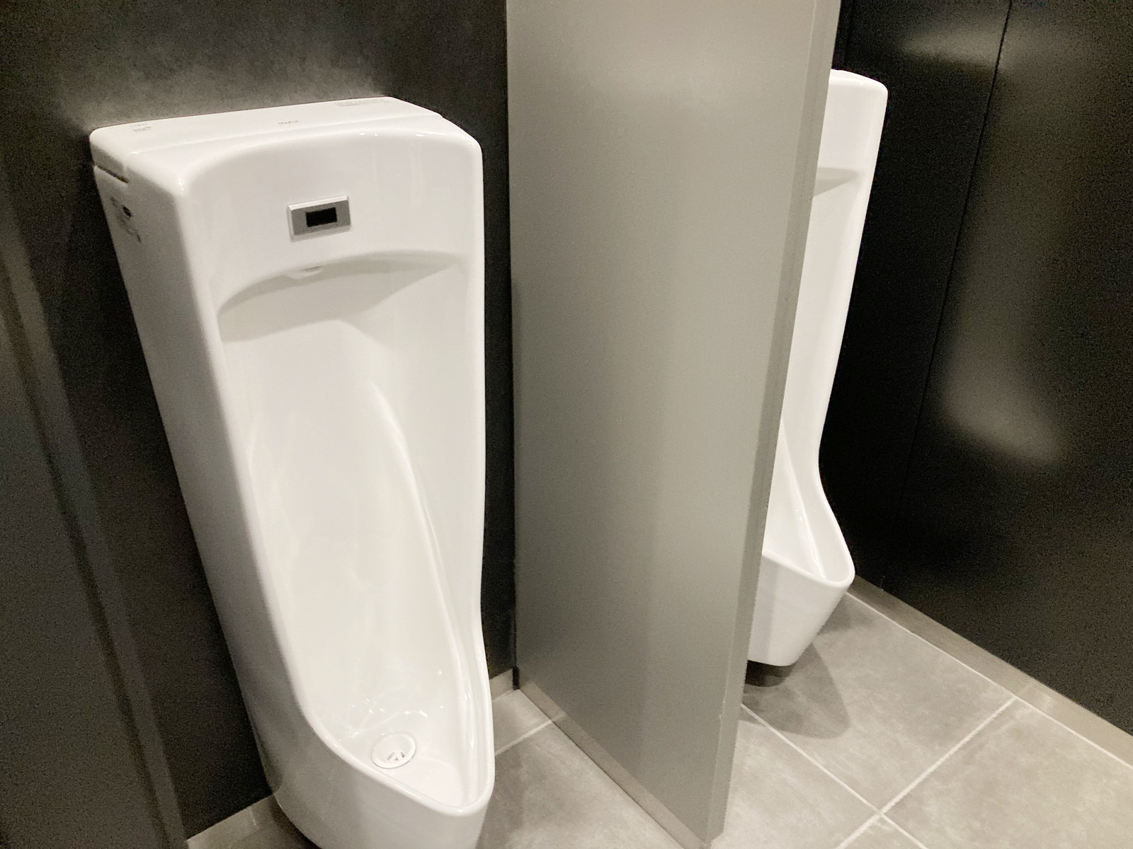 男性用トイレ