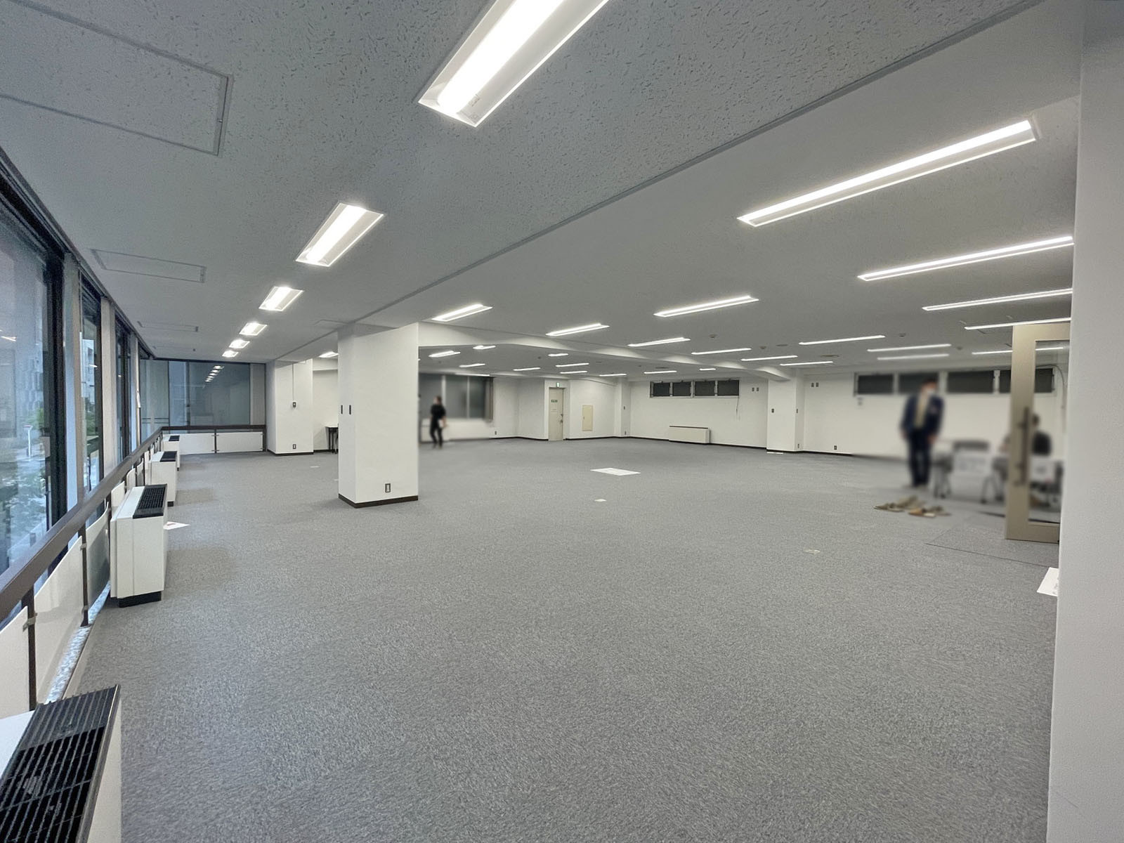 別角度の様子