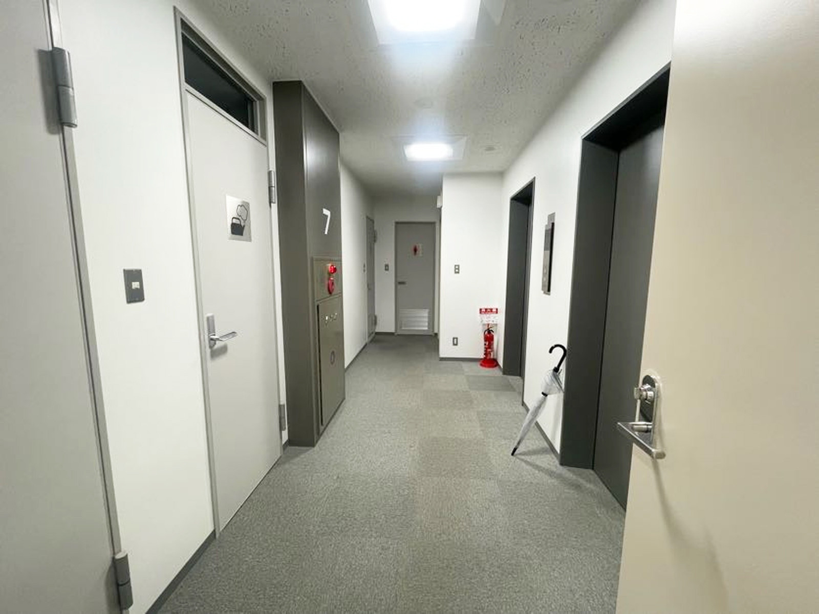 エレベーターホール