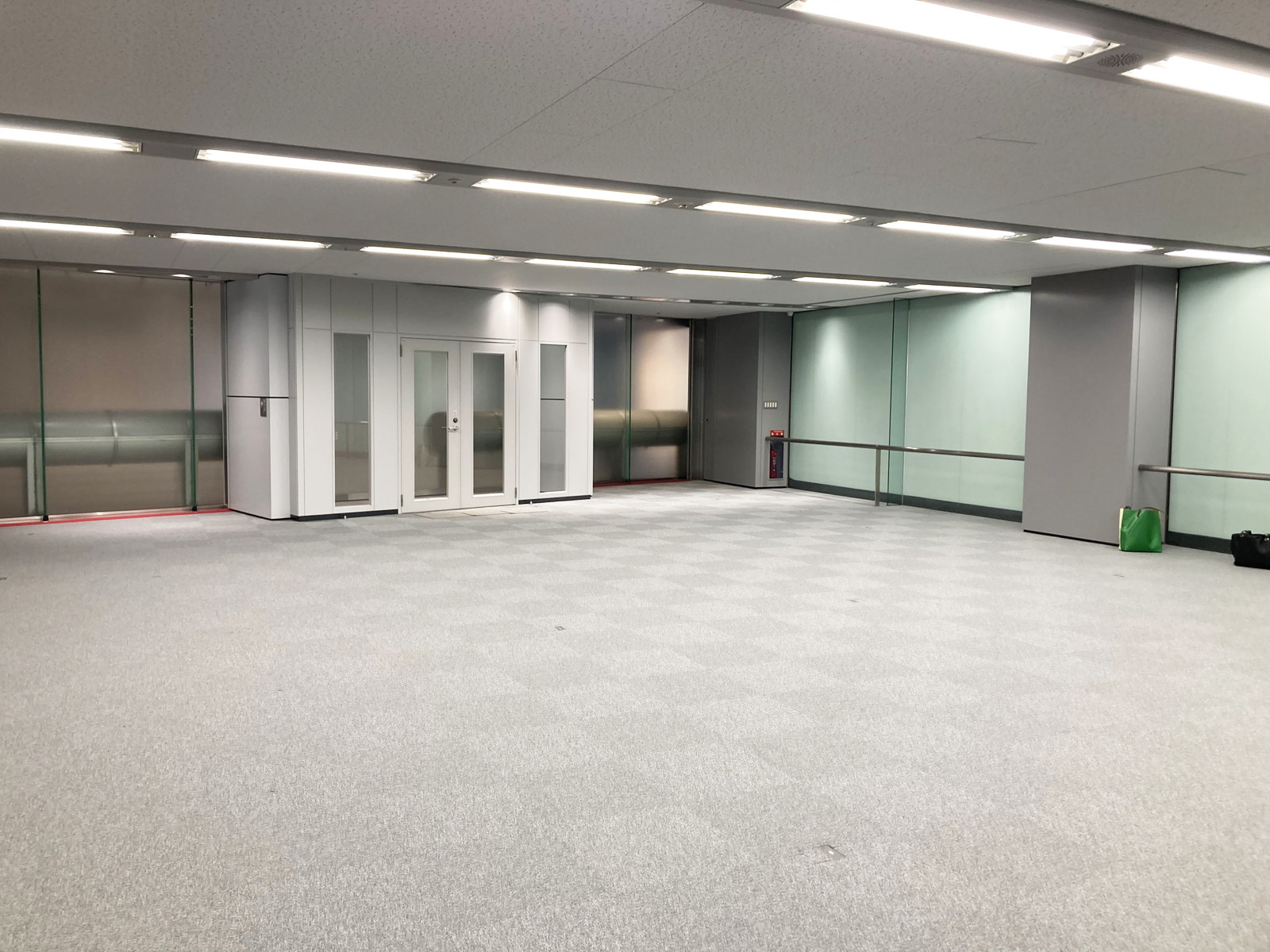 別角度の様子