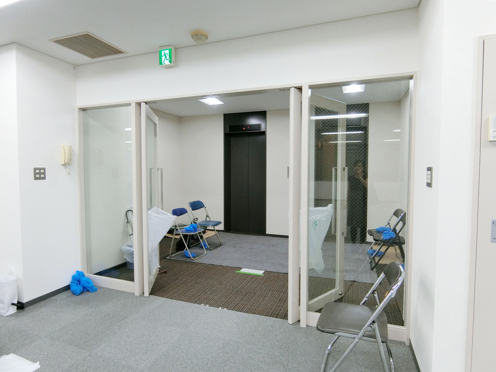 貸室出入口