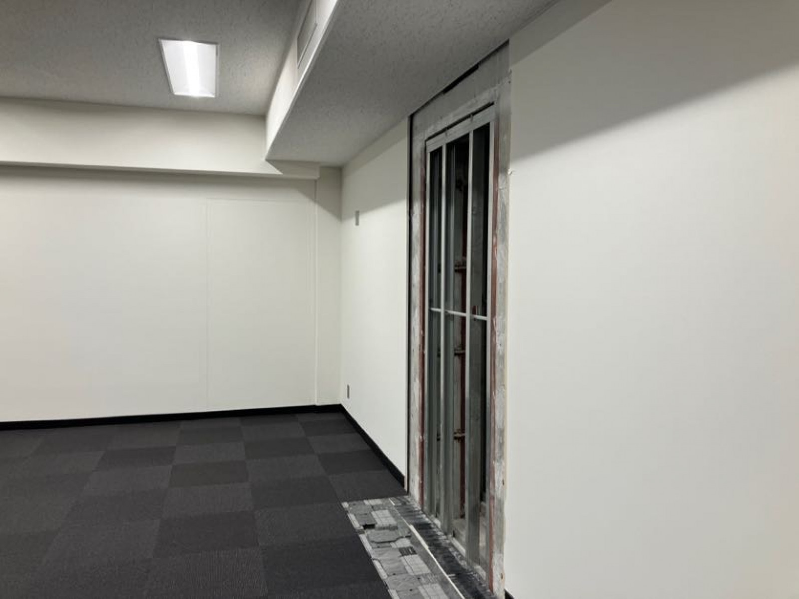 貸室出入口