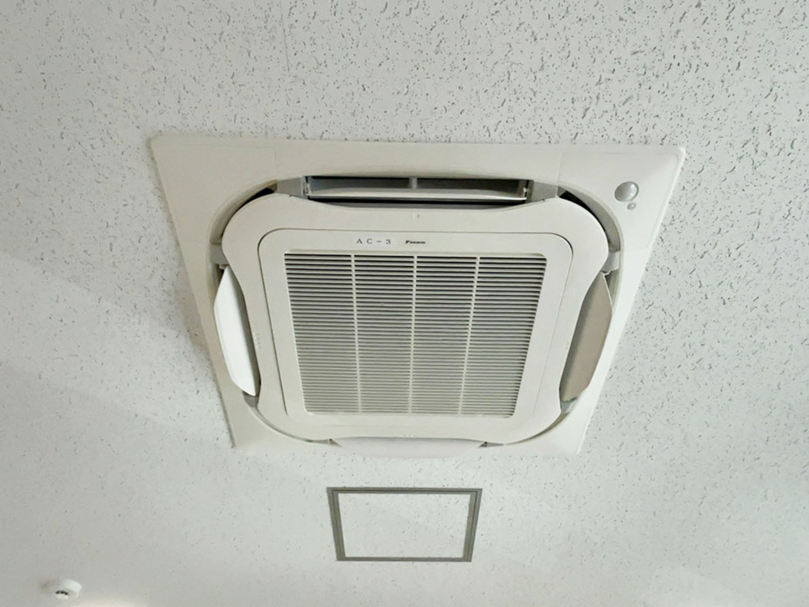 空調