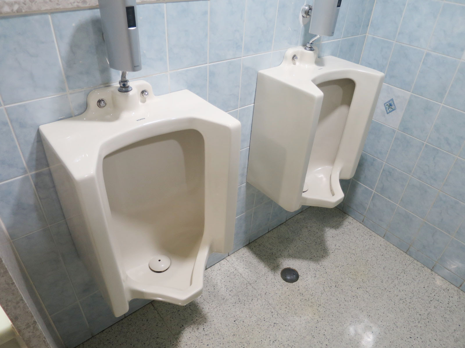 男性用トイレ