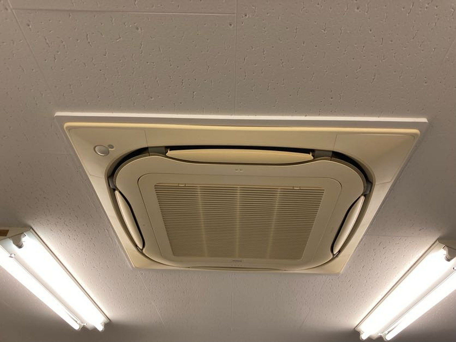 空調