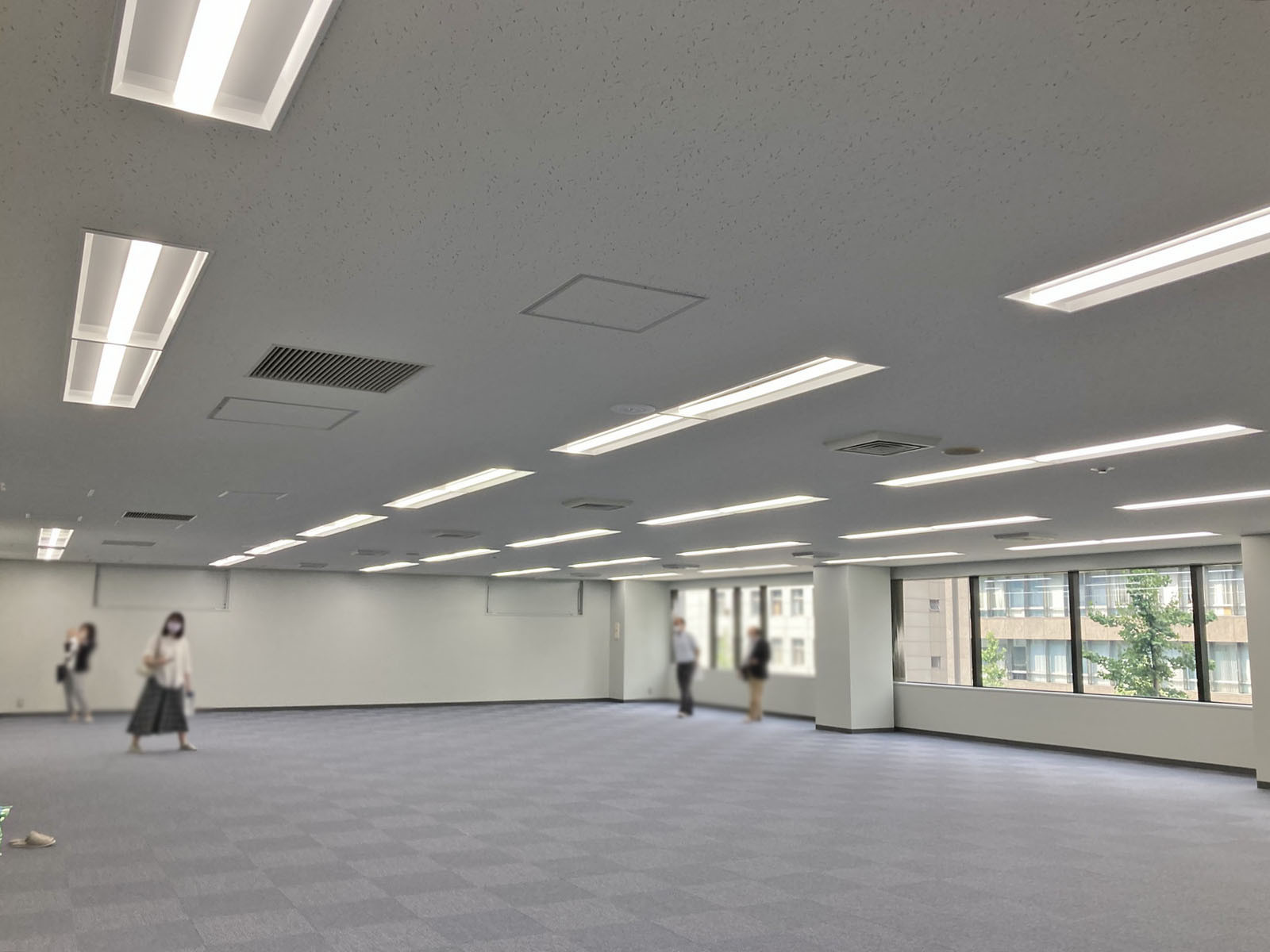 オフィス室内参考画像