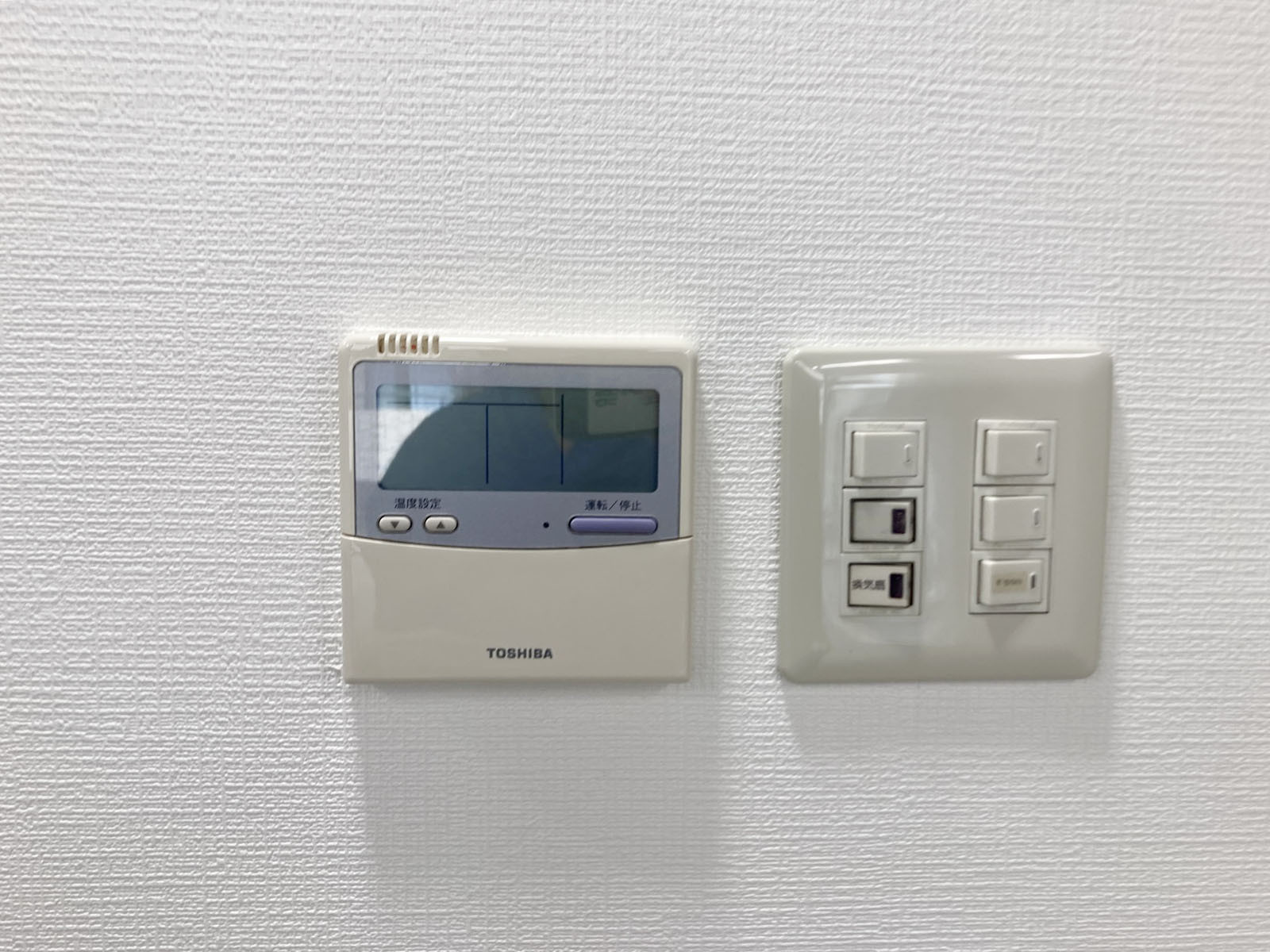 スイッチ類