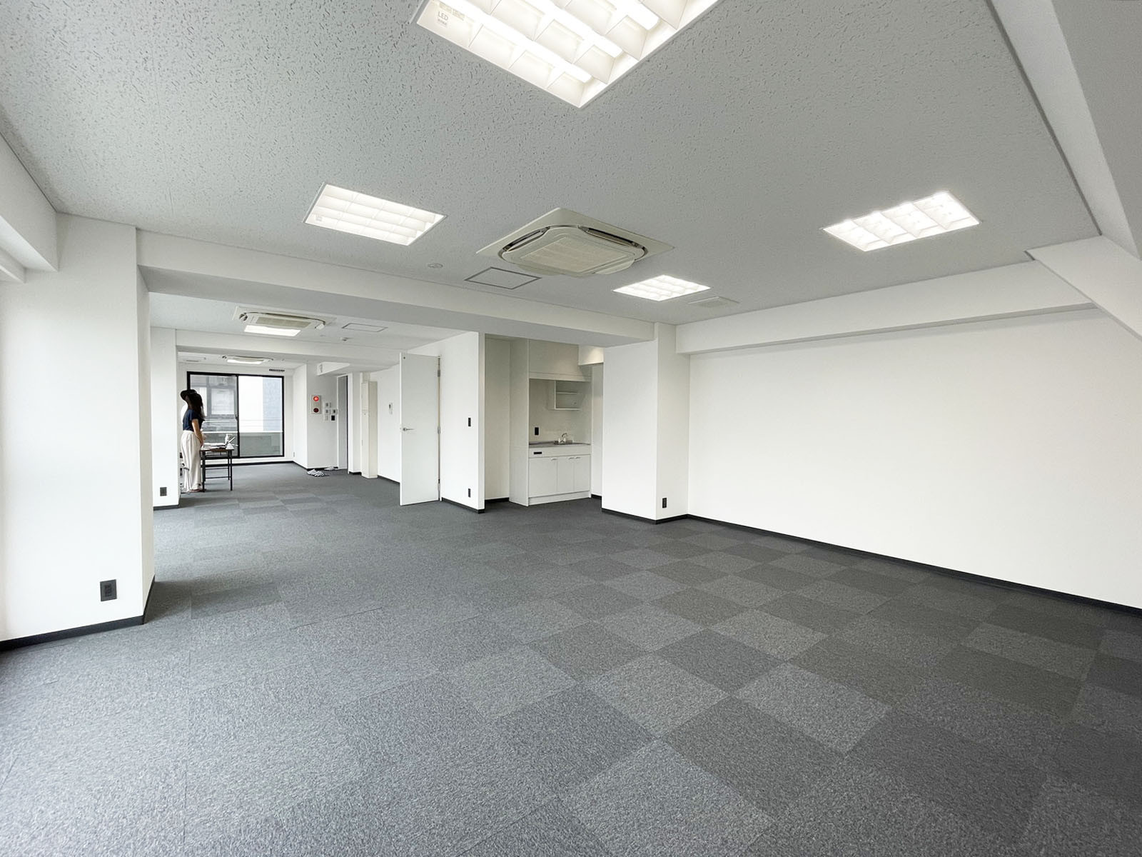 オフィス室内参考画像(4階・約24坪)