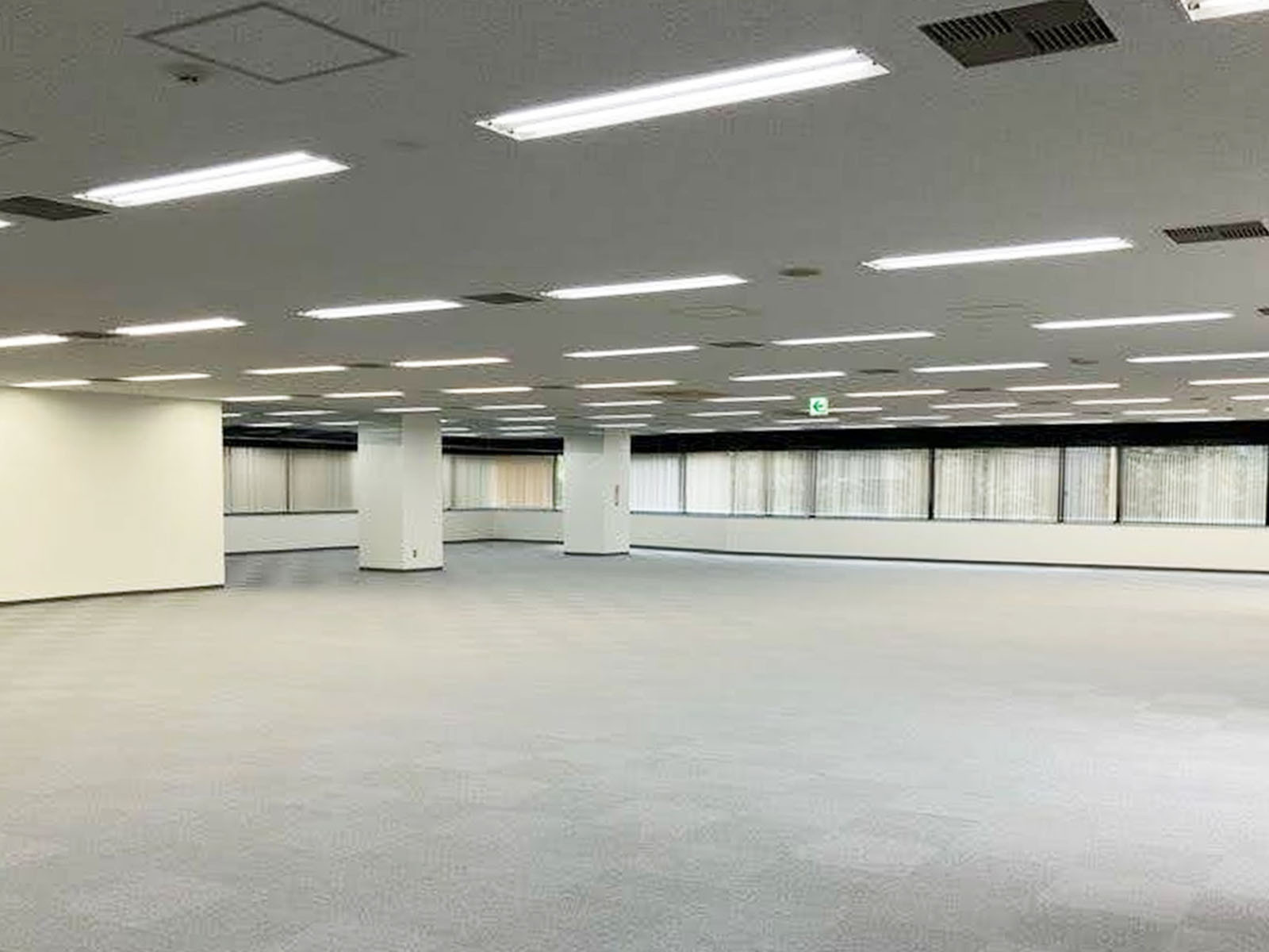 明るい室内