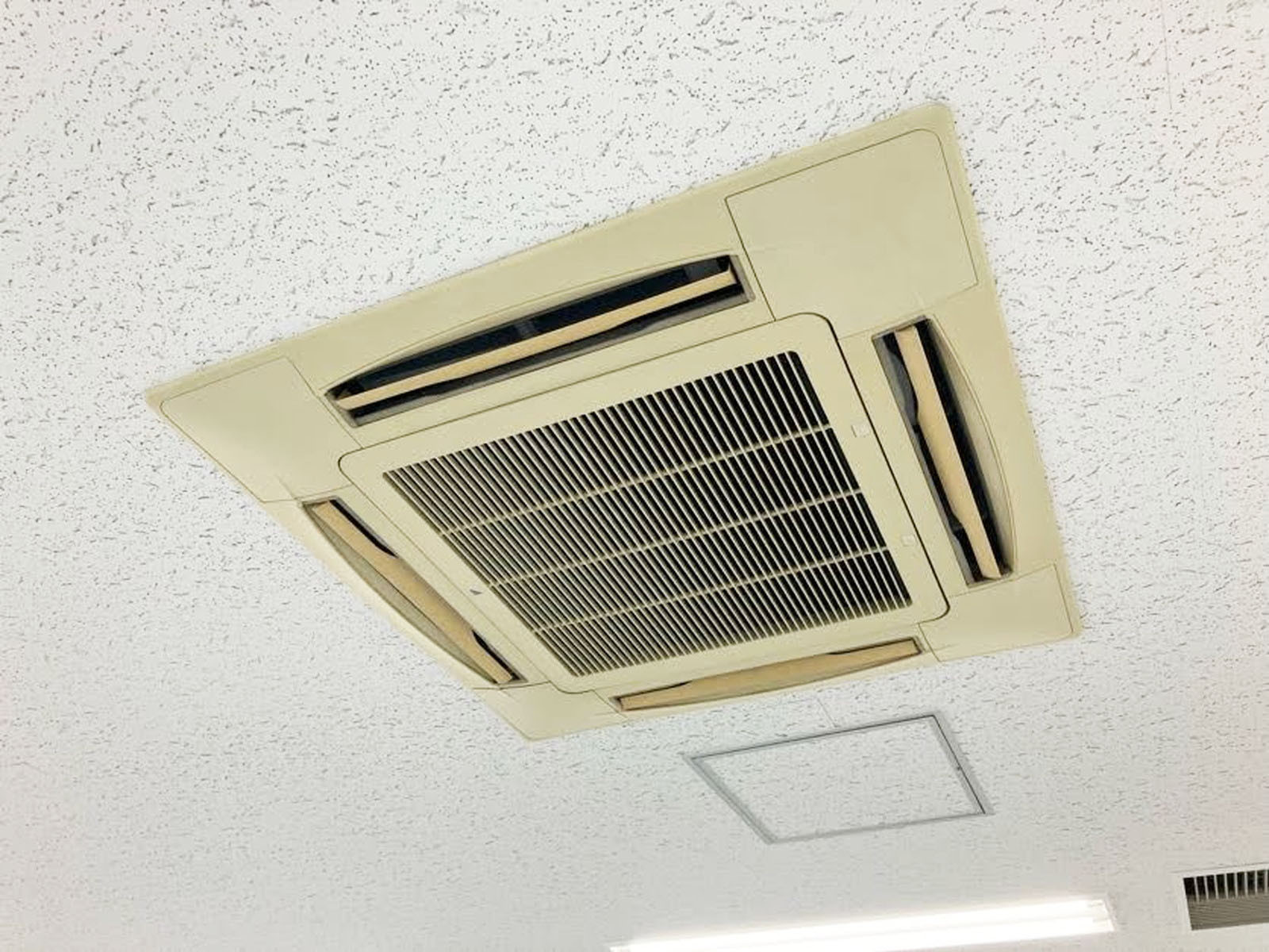 空調