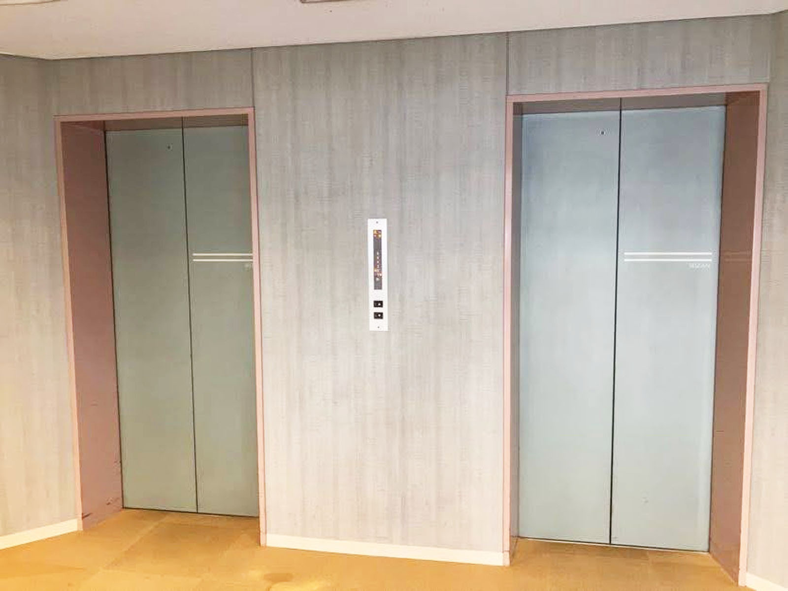 エレベーター