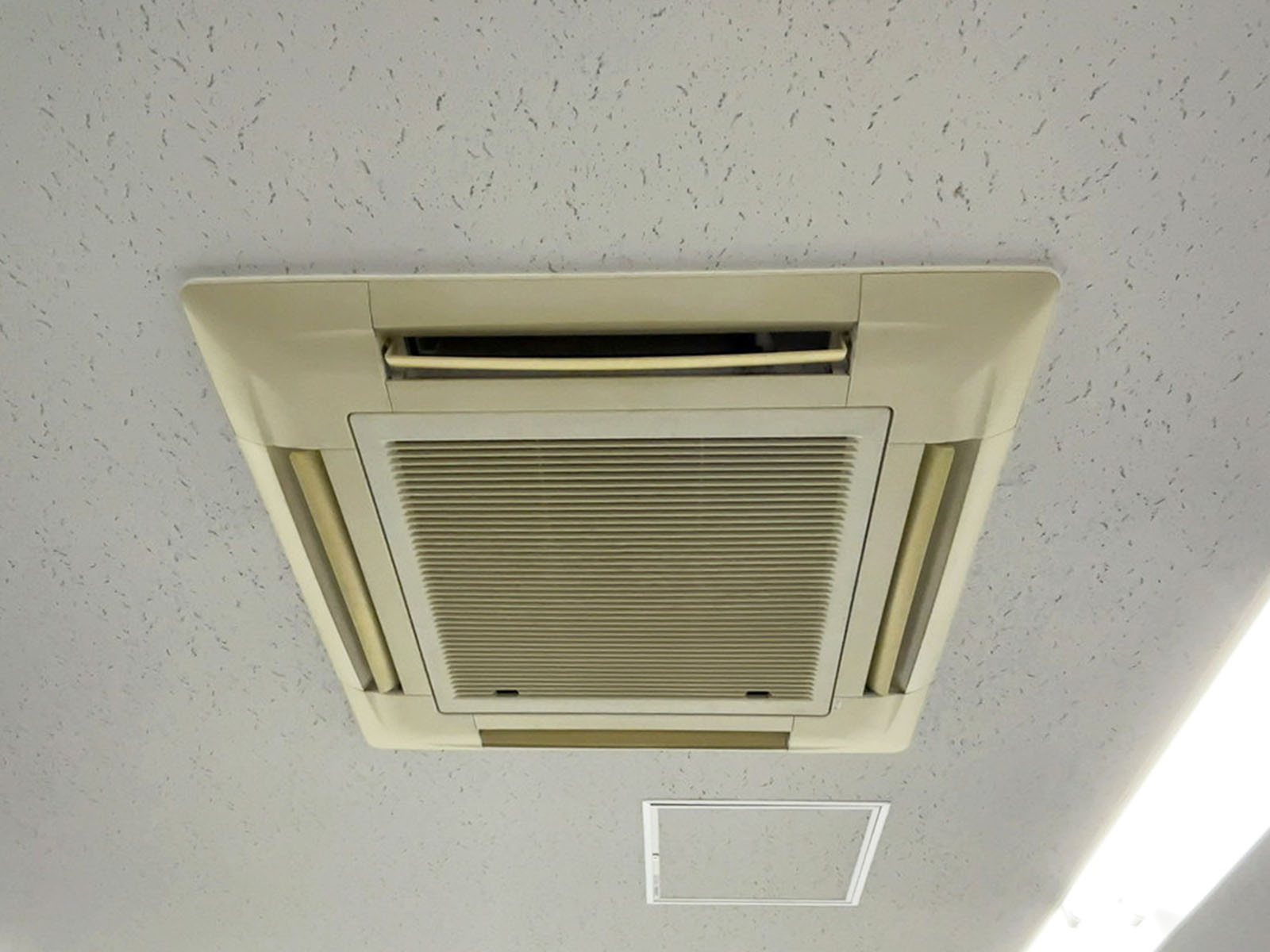 空調