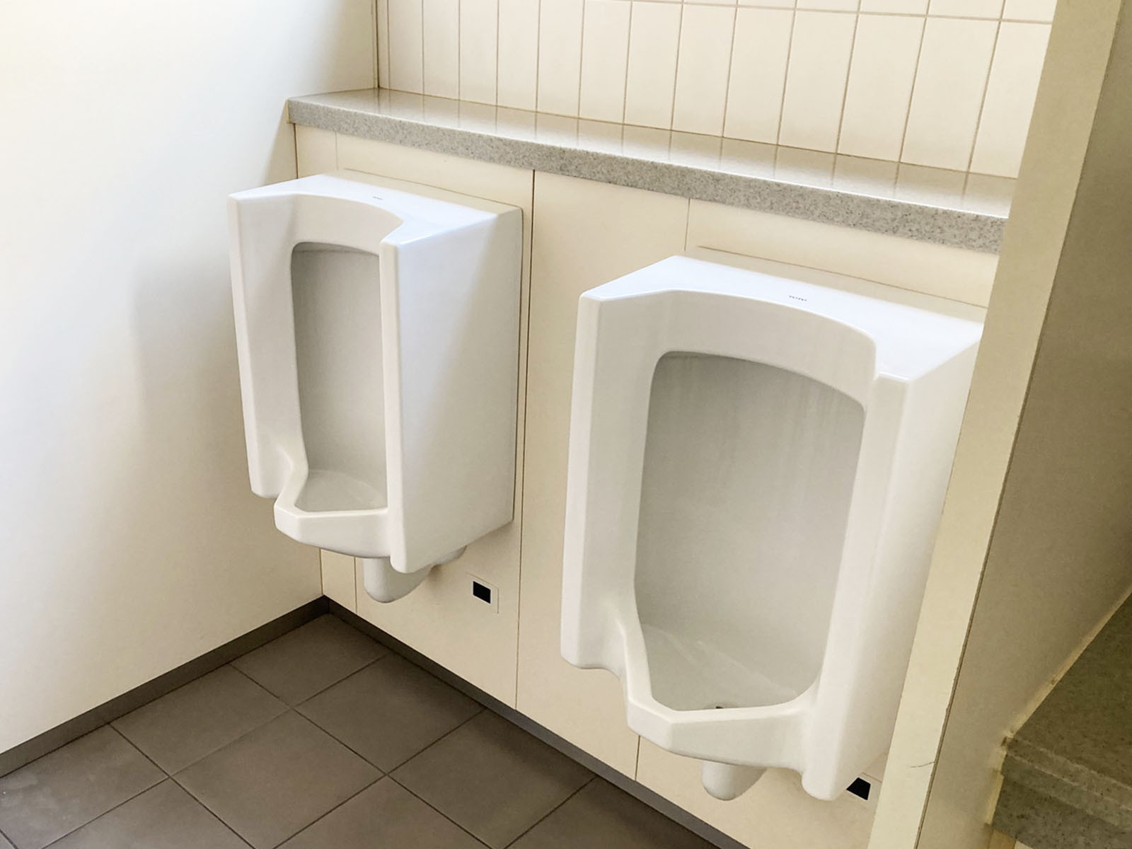 男性用トイレ