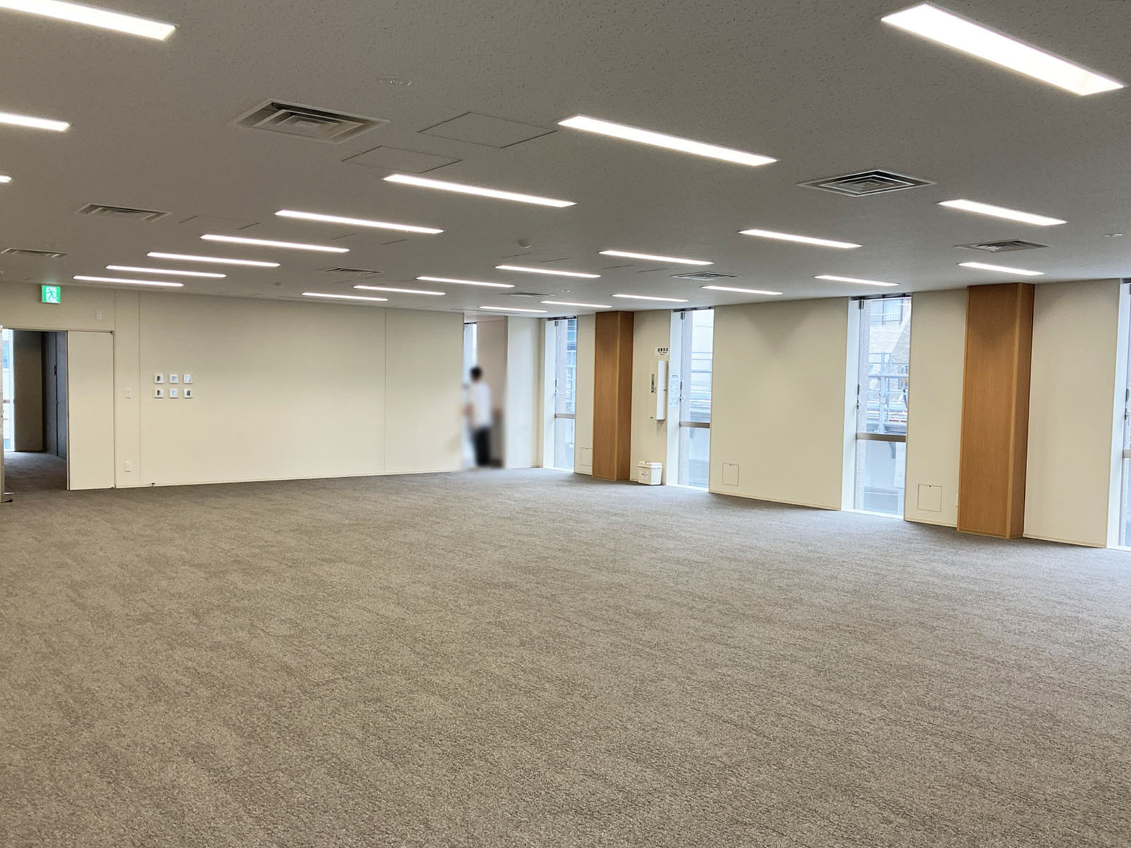 オフィス室内参考画像