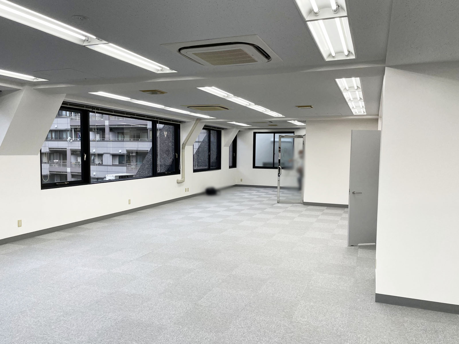 オフィス室内参考画像(6階・約33坪)