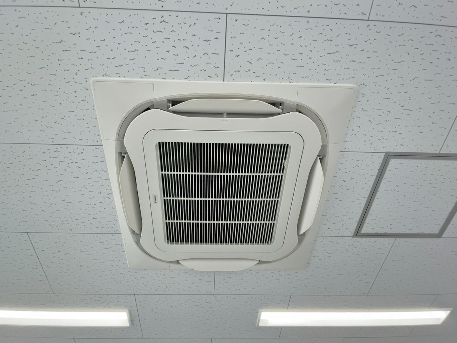 空調