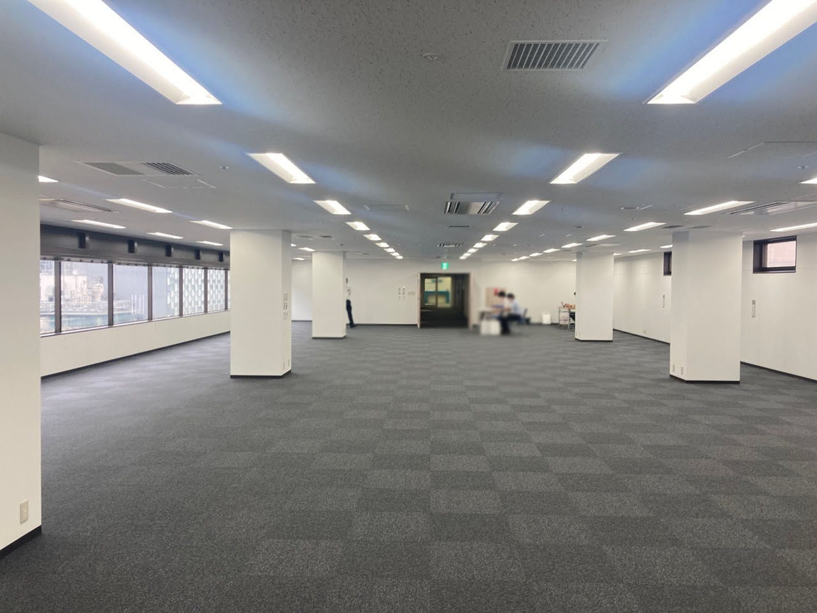オフィス室内参考画像