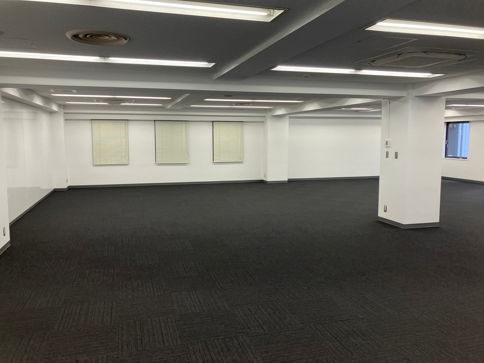 別角度の様子