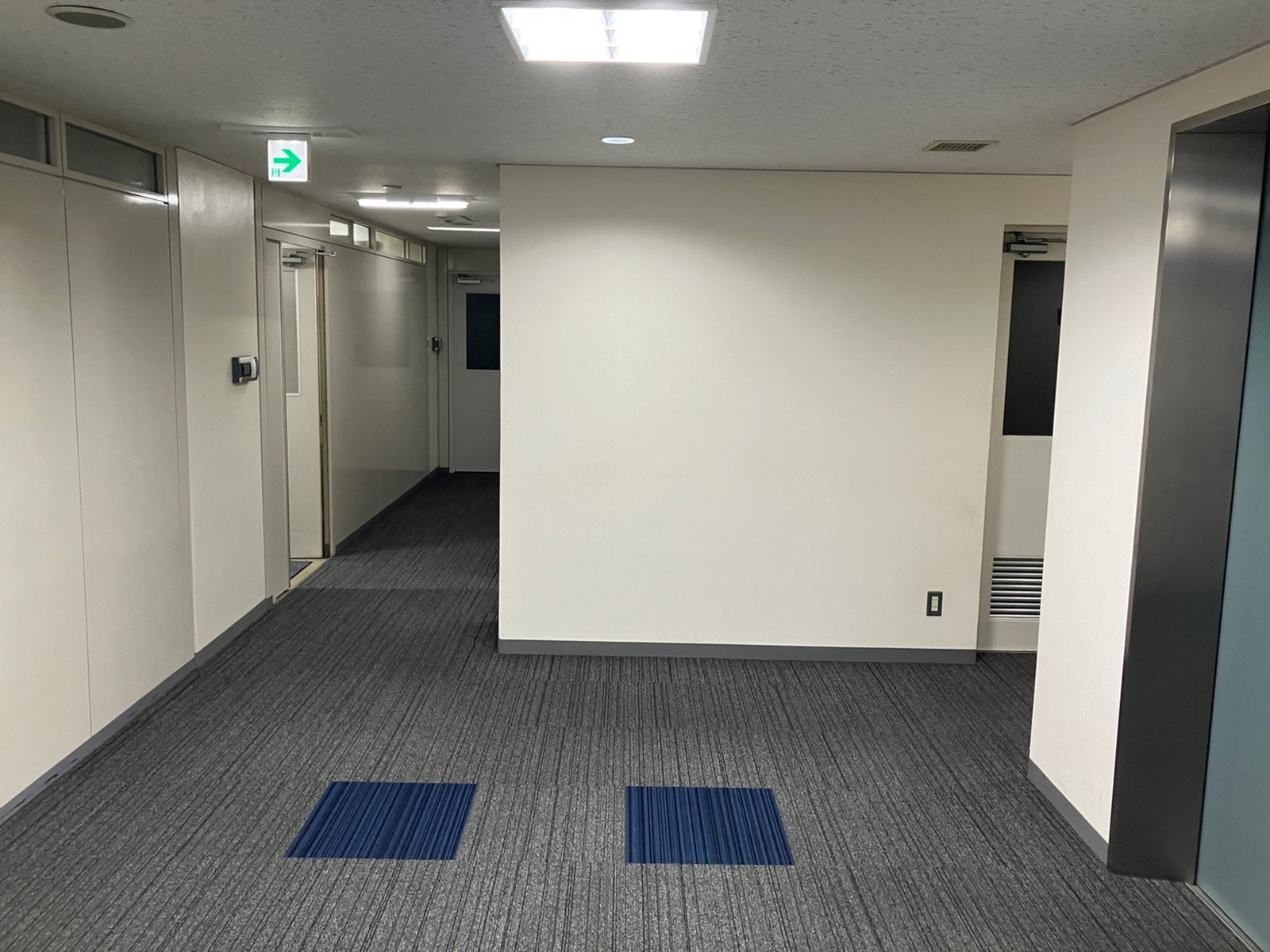 エレベーターホール