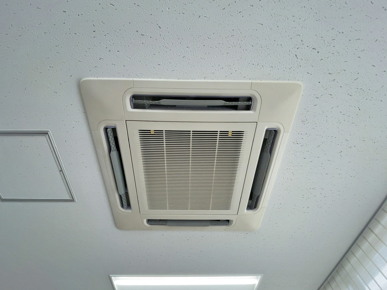 空調