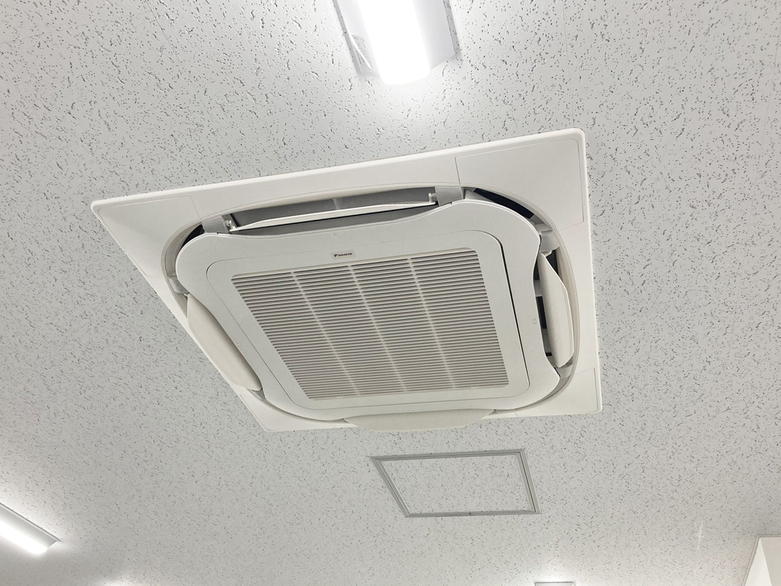 空調