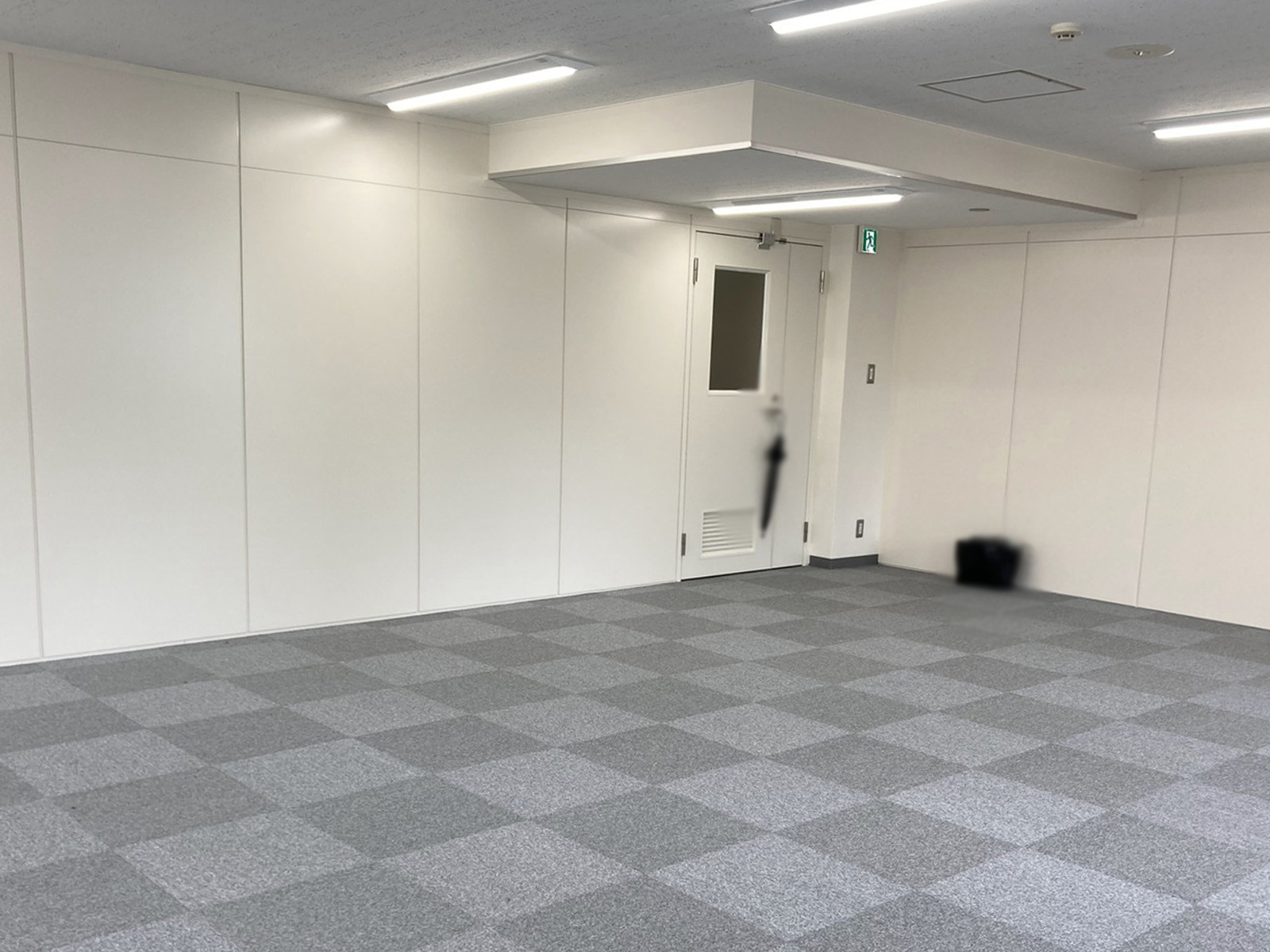 別角度の様子