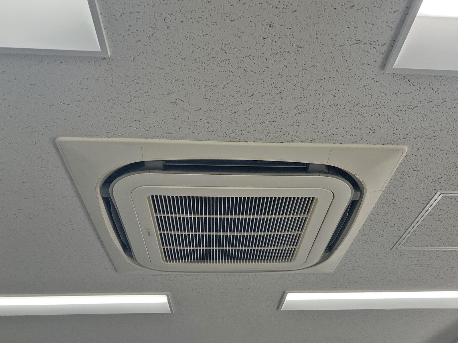 空調