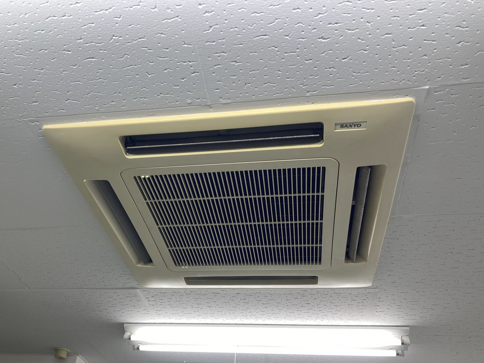 空調
