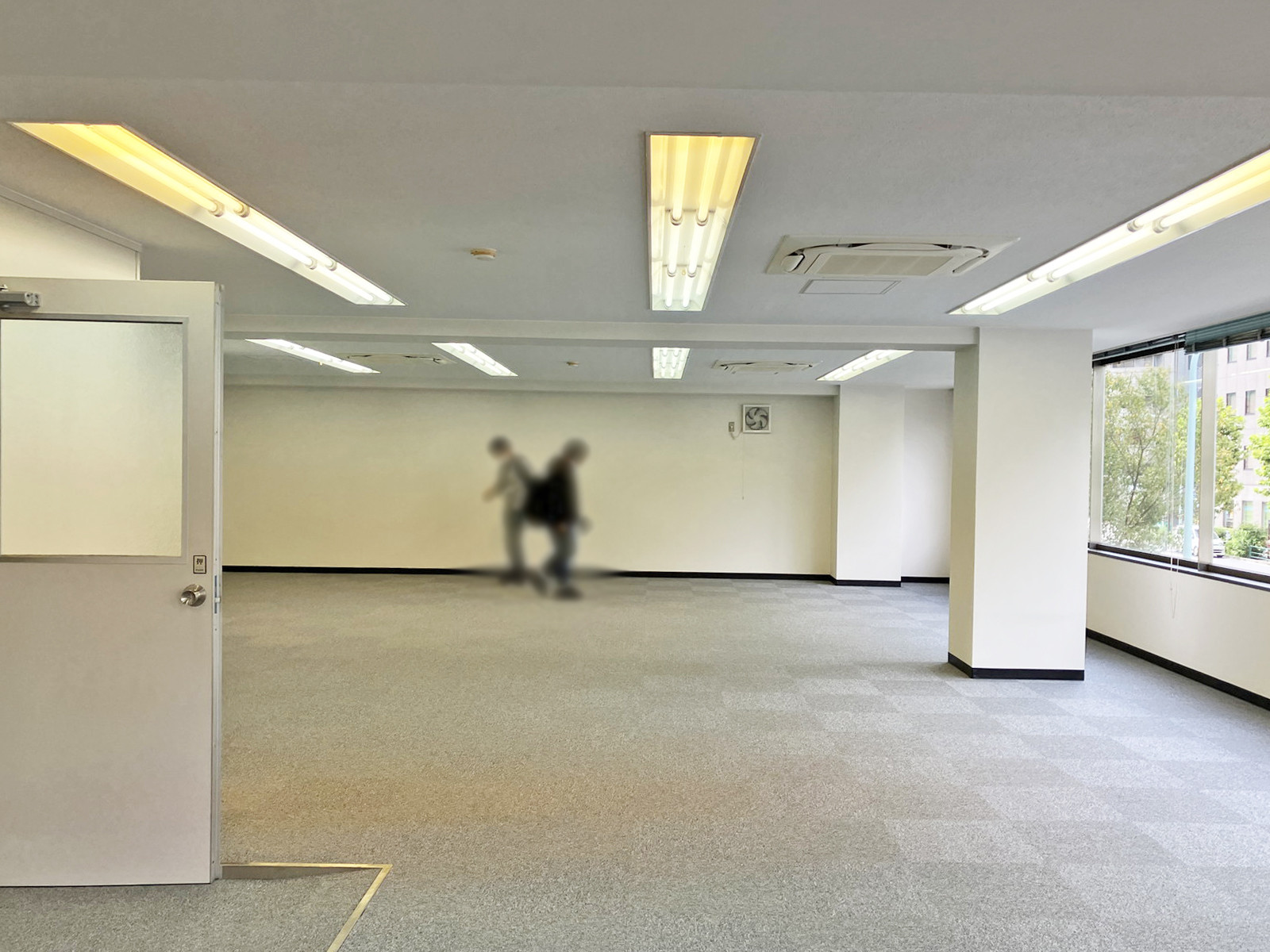 明るい室内