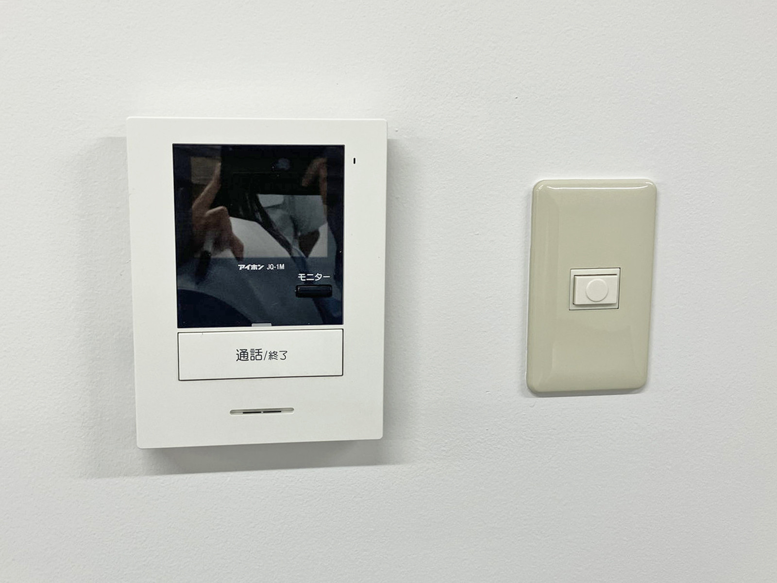 インターホン
