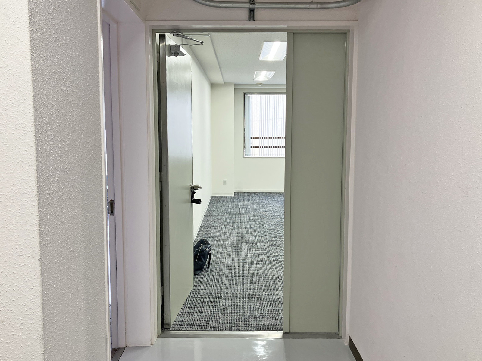 貸室出入口