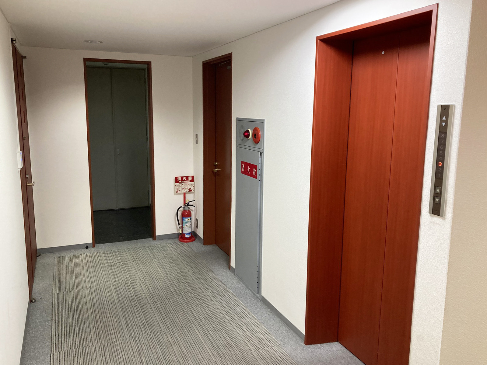 エレベーター