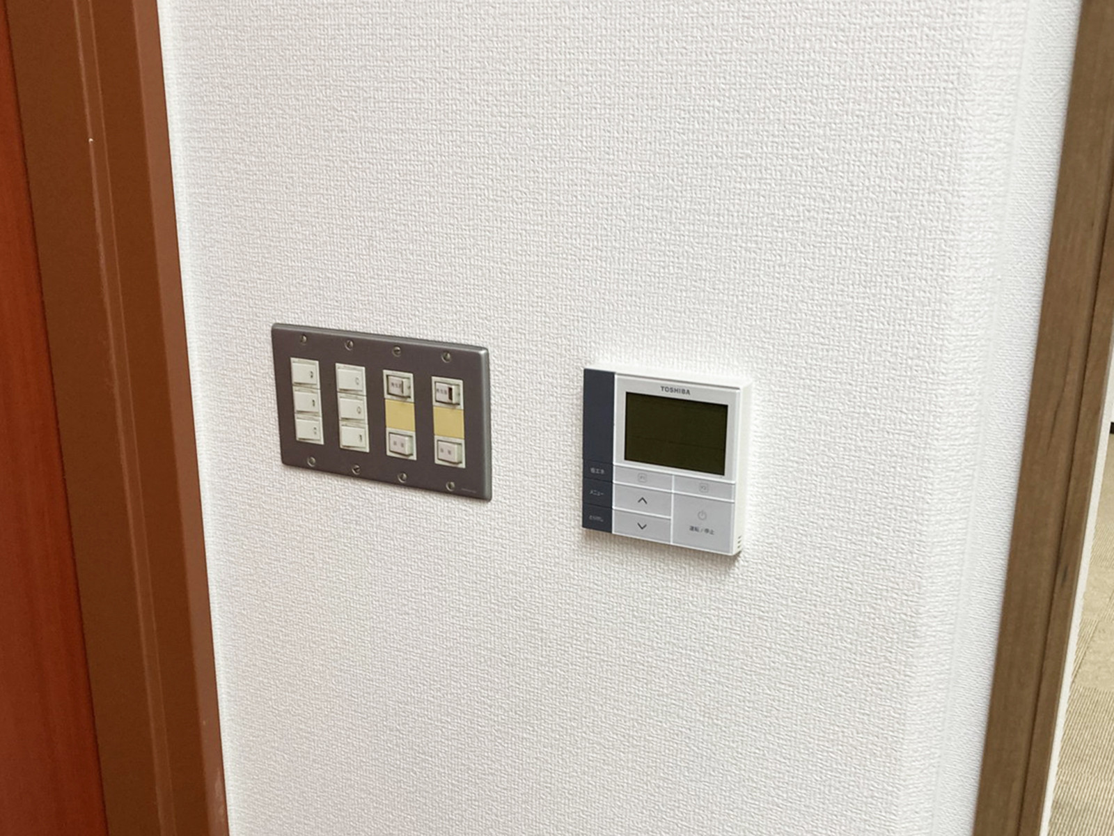 スイッチ類