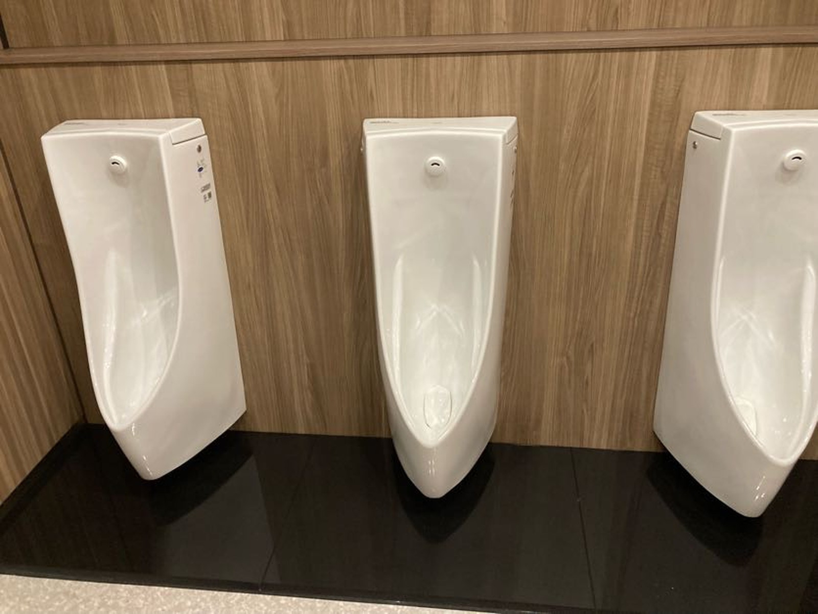 男性用トイレ