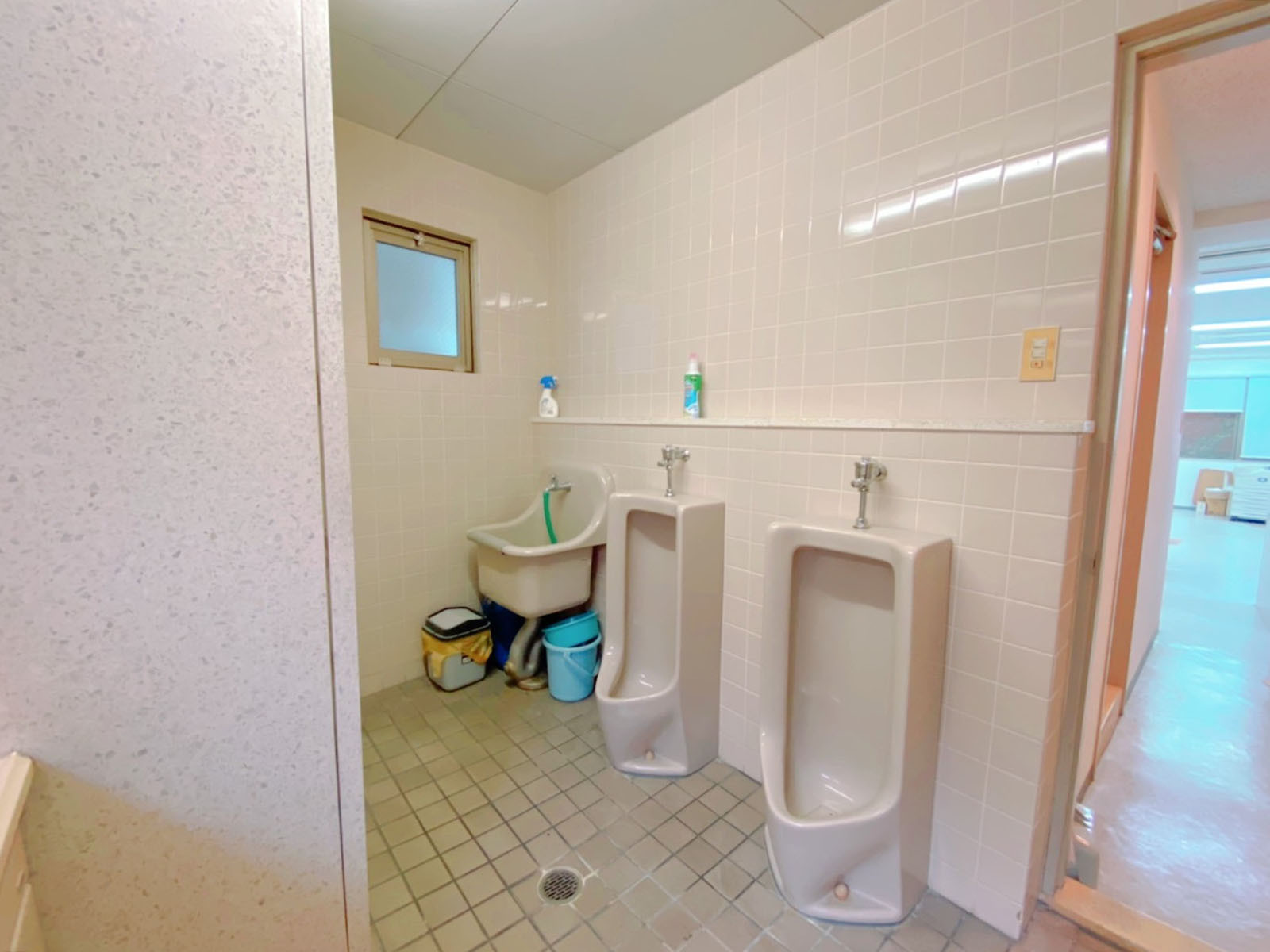 男性用トイレ
