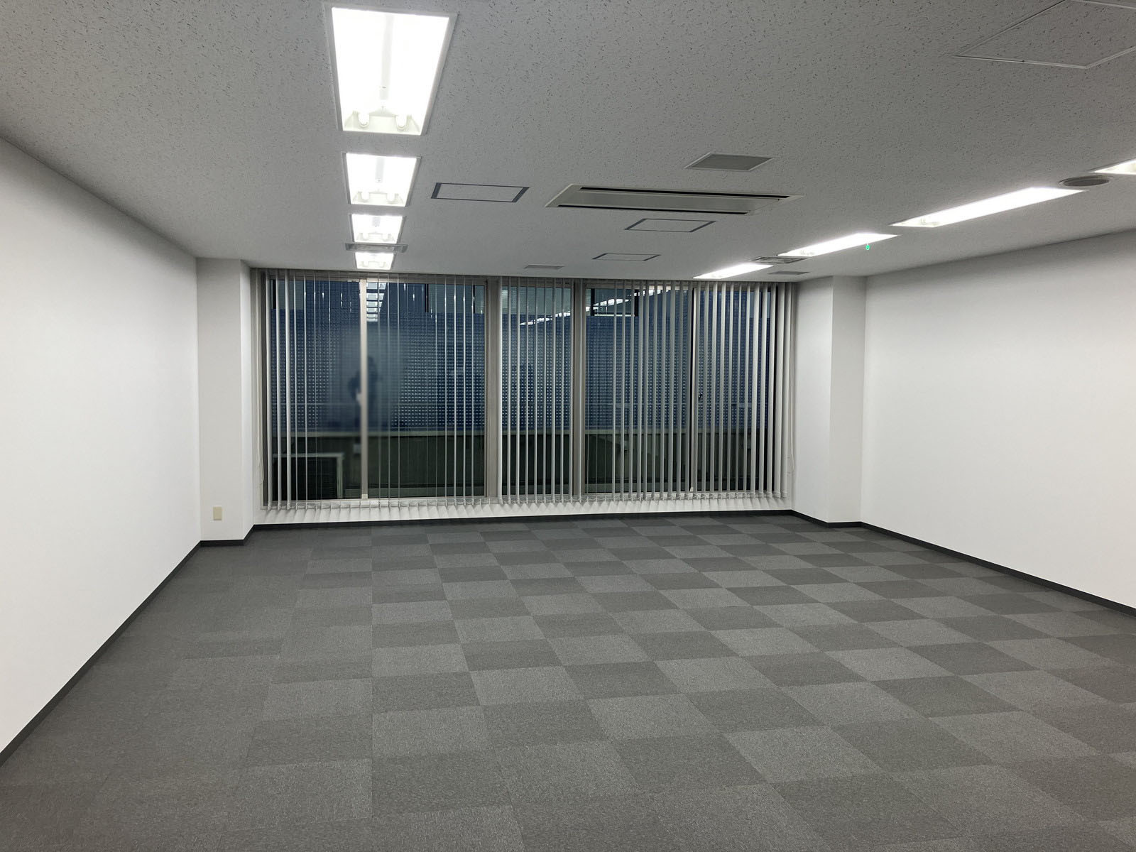 オフィス室内参考画像（9階）