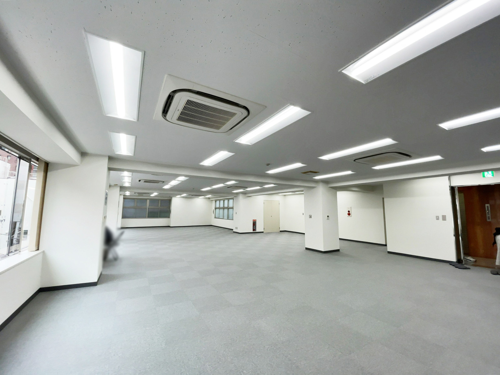 オフィス室内参考画像(4階・約68坪)