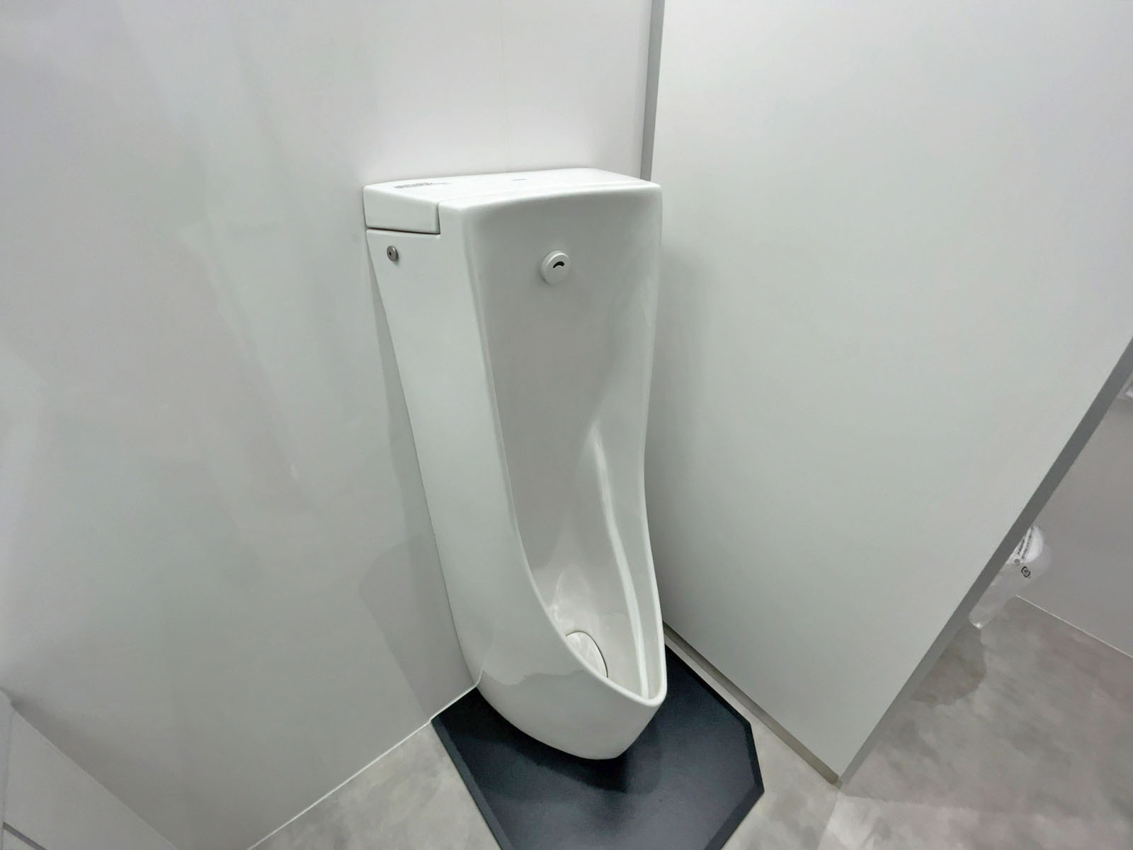 男性用トイレ