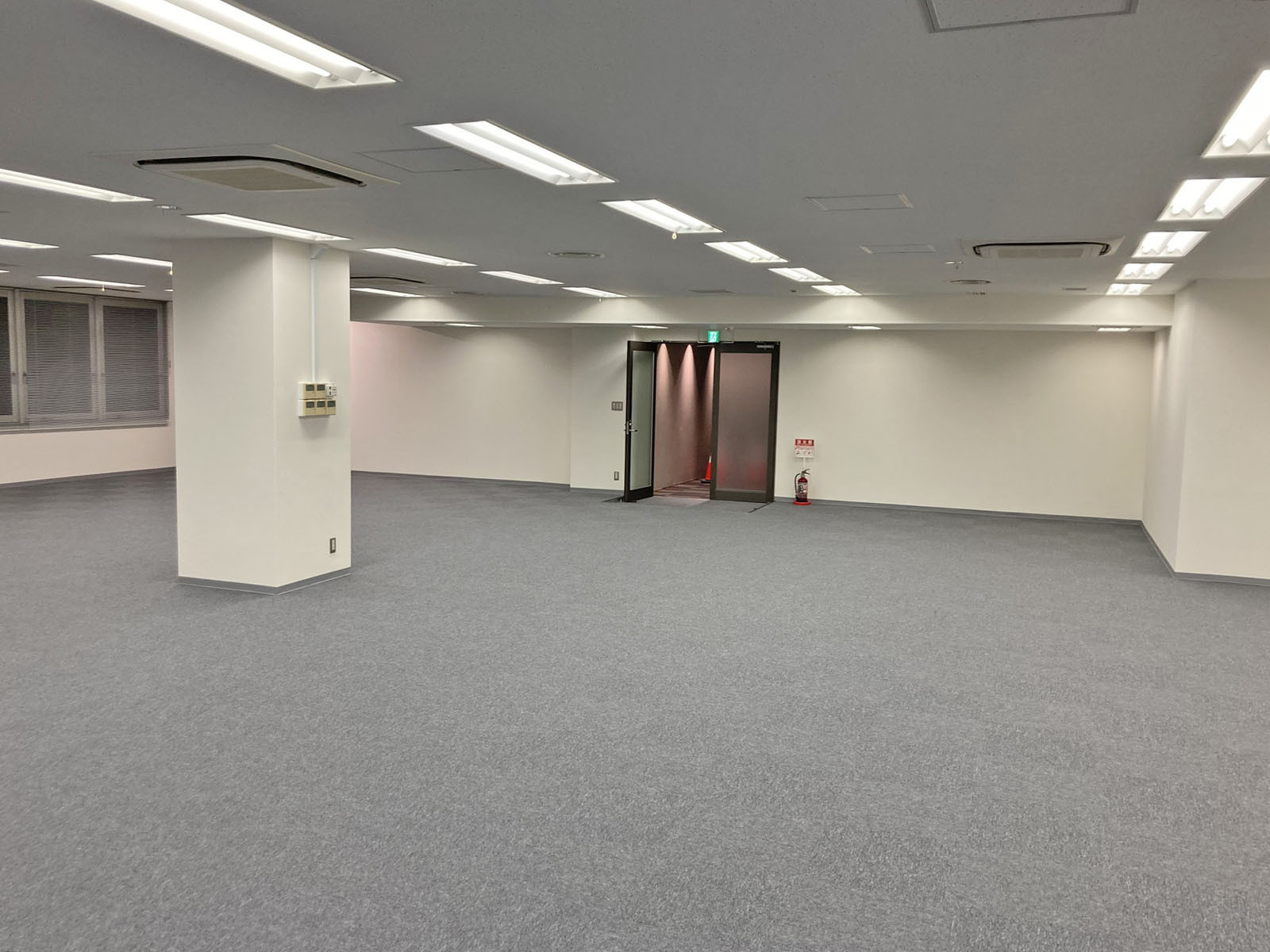 別角度の様子