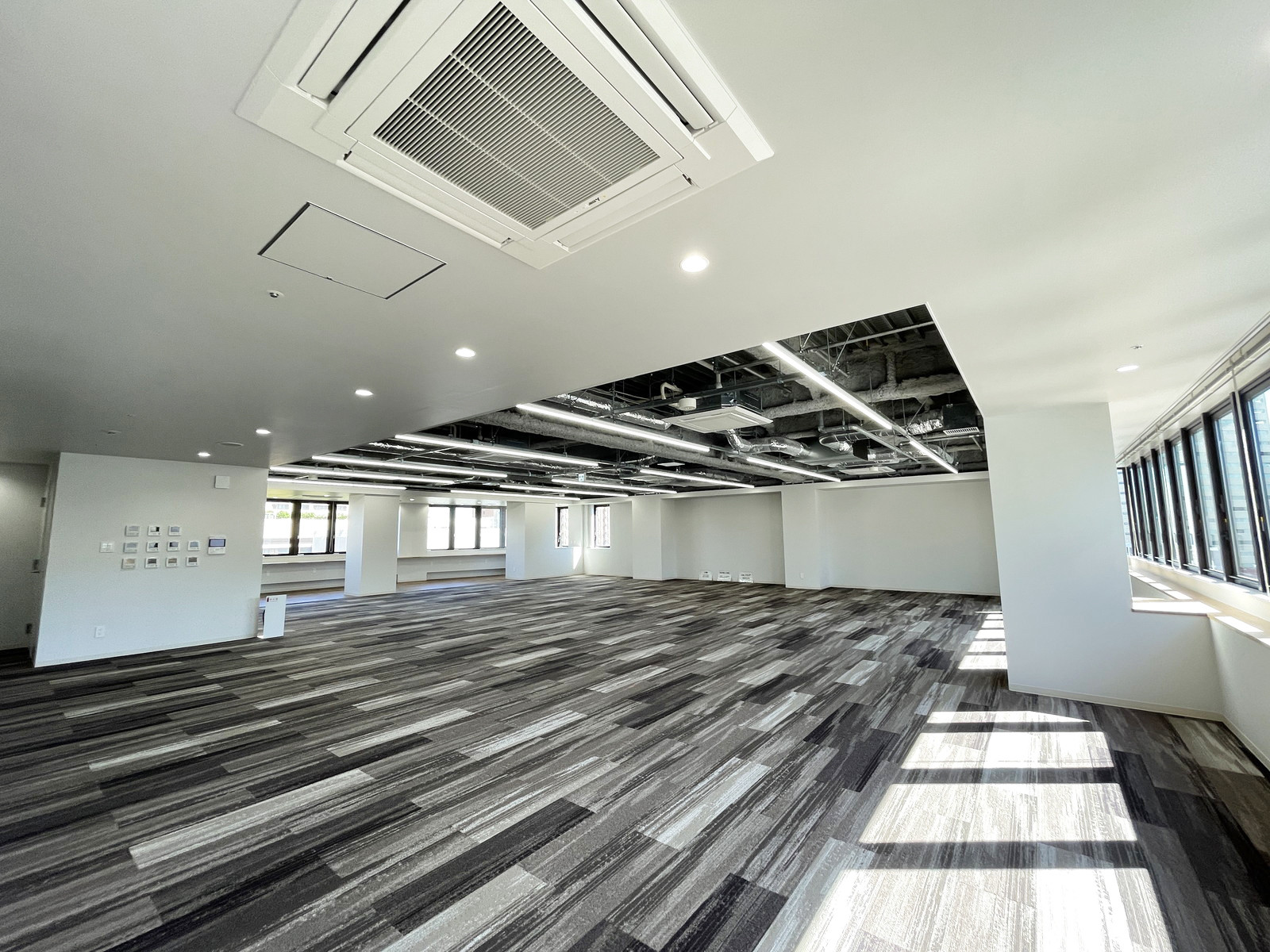 オフィス室内参考画像(10階・約77坪)