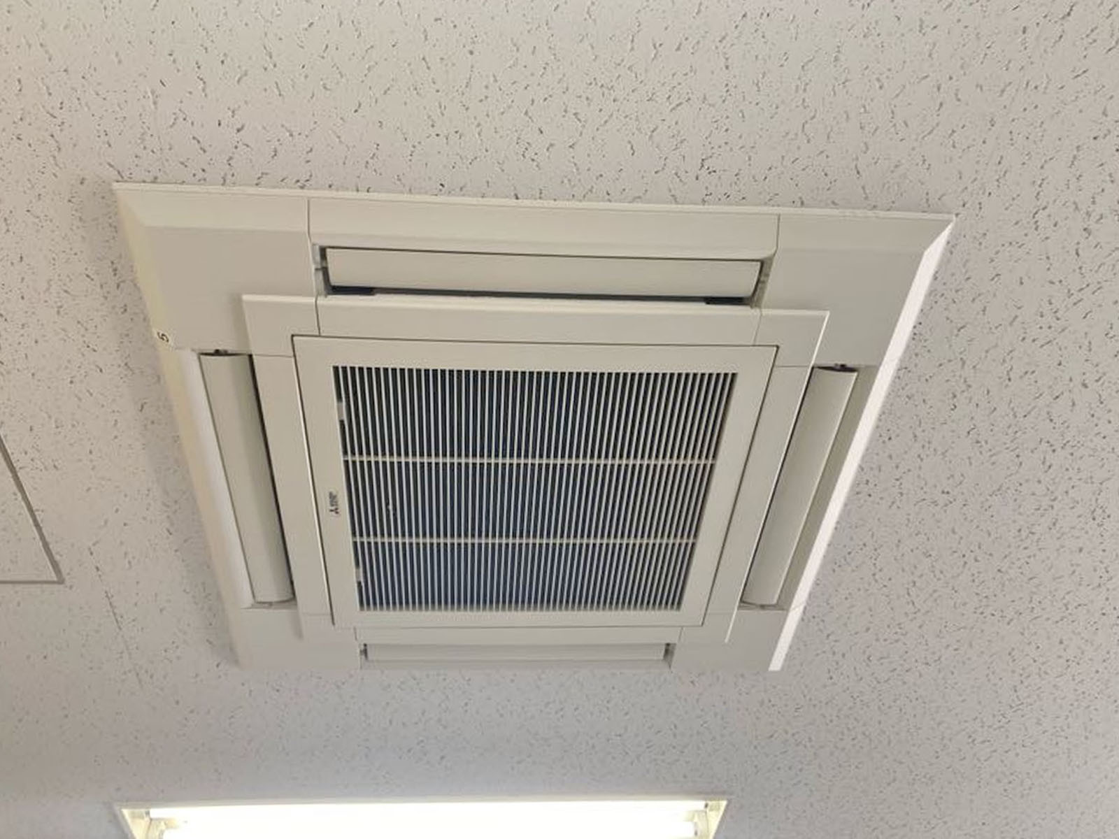 空調