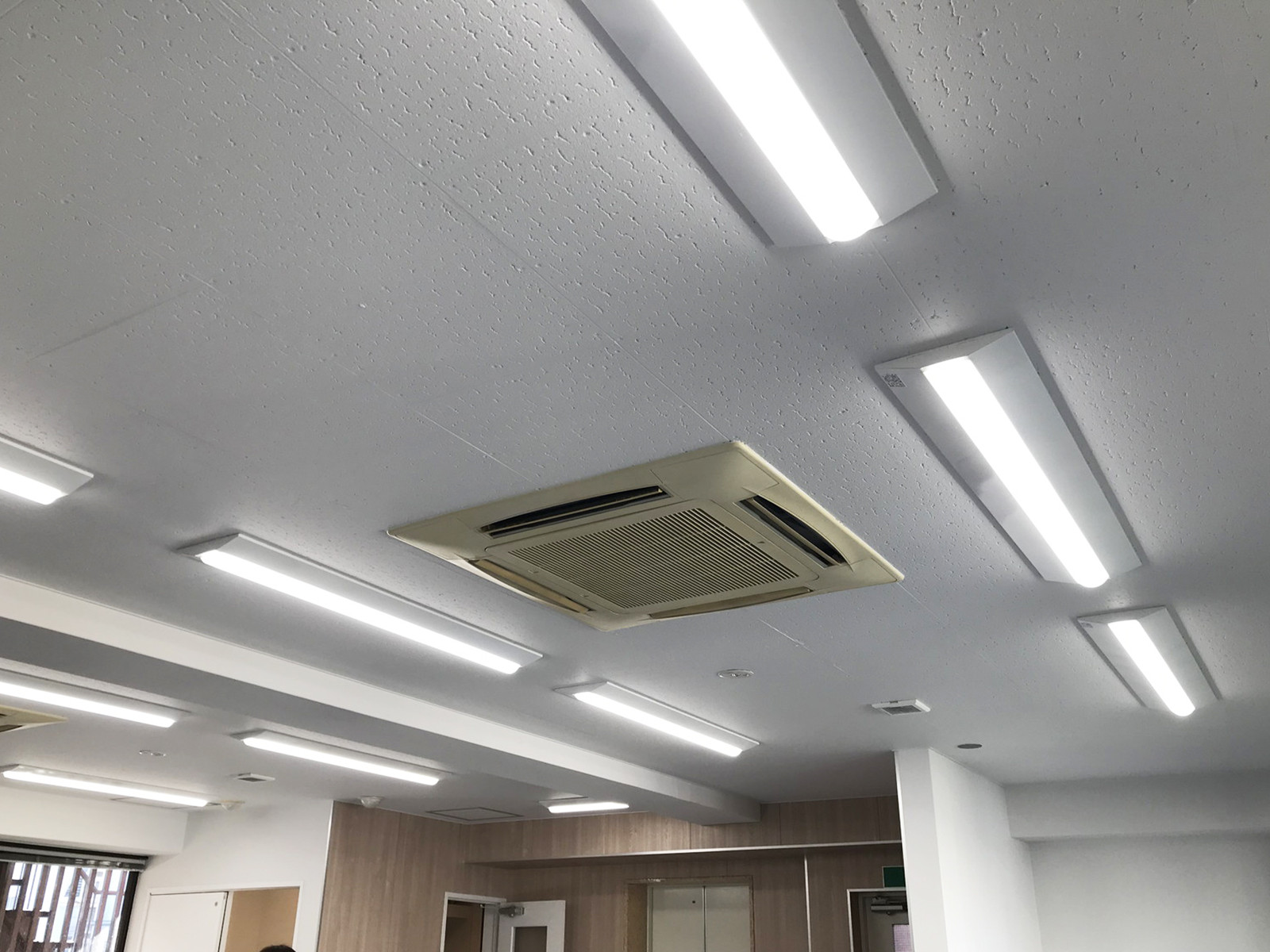 空調
