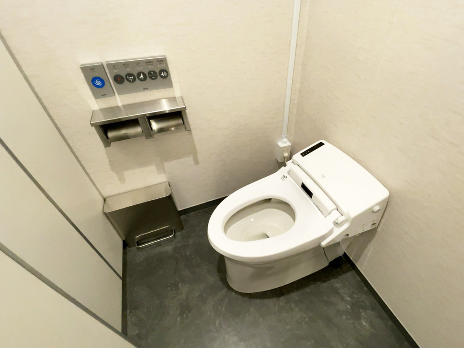個室トイレ