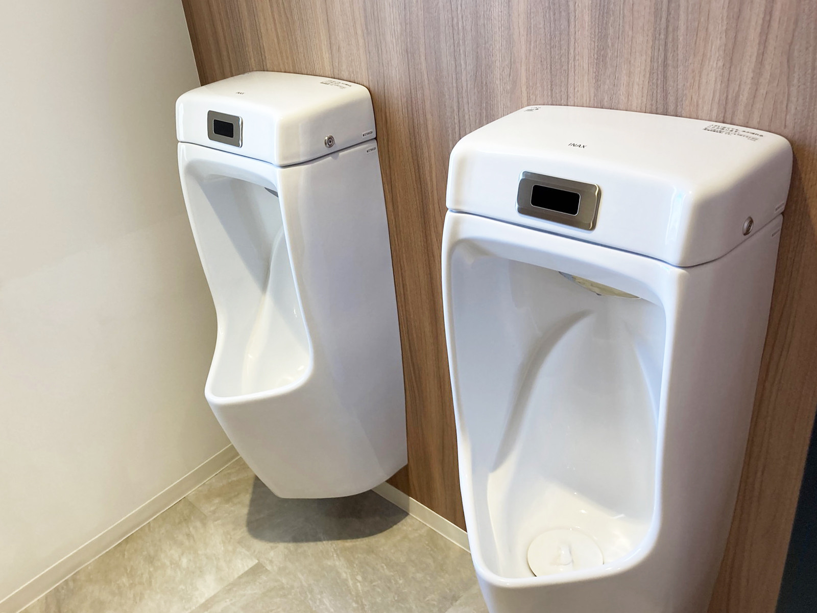 男性用トイレ