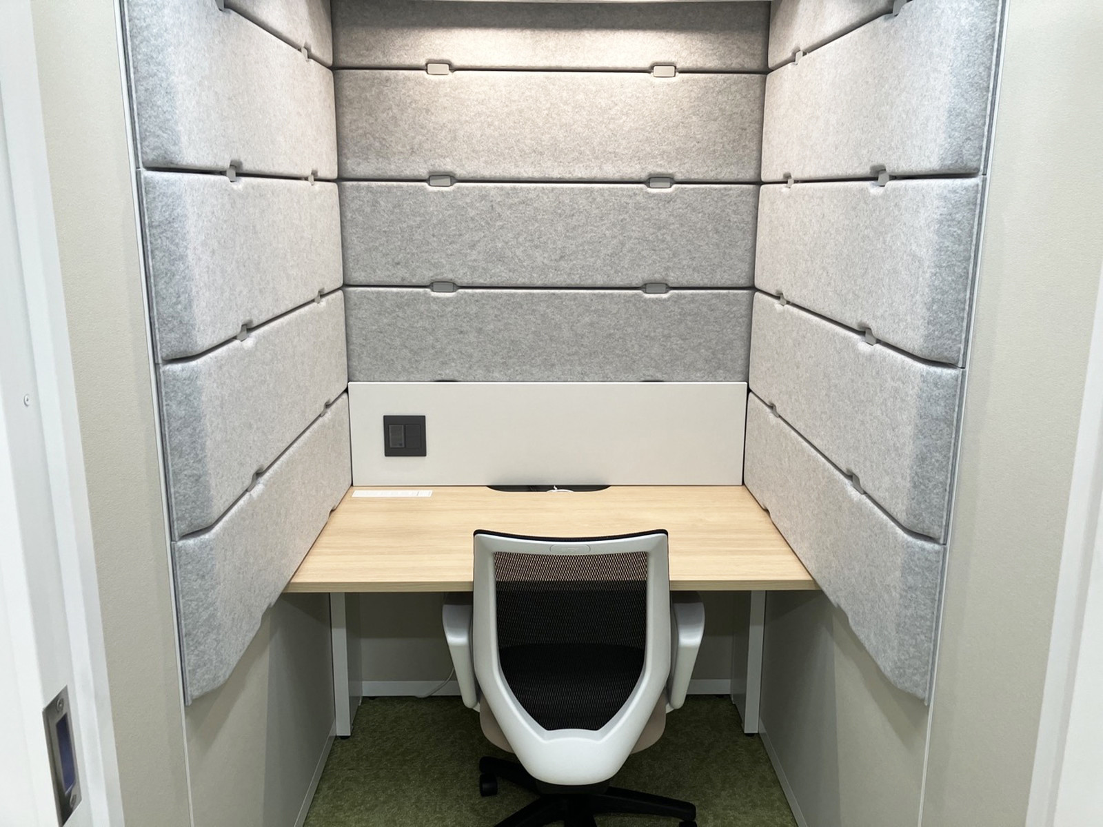 Webブース内